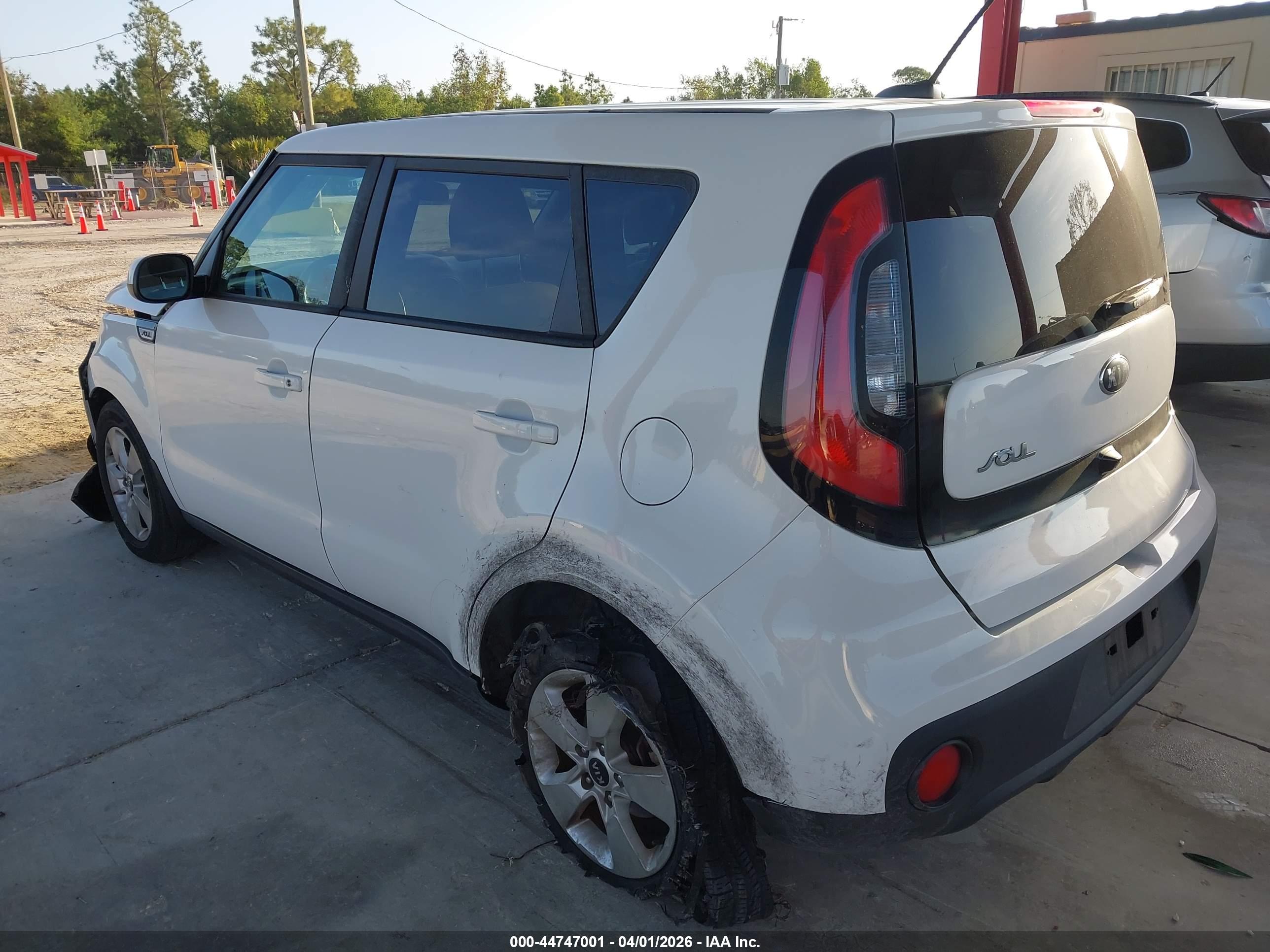 KIA SOUL image 3