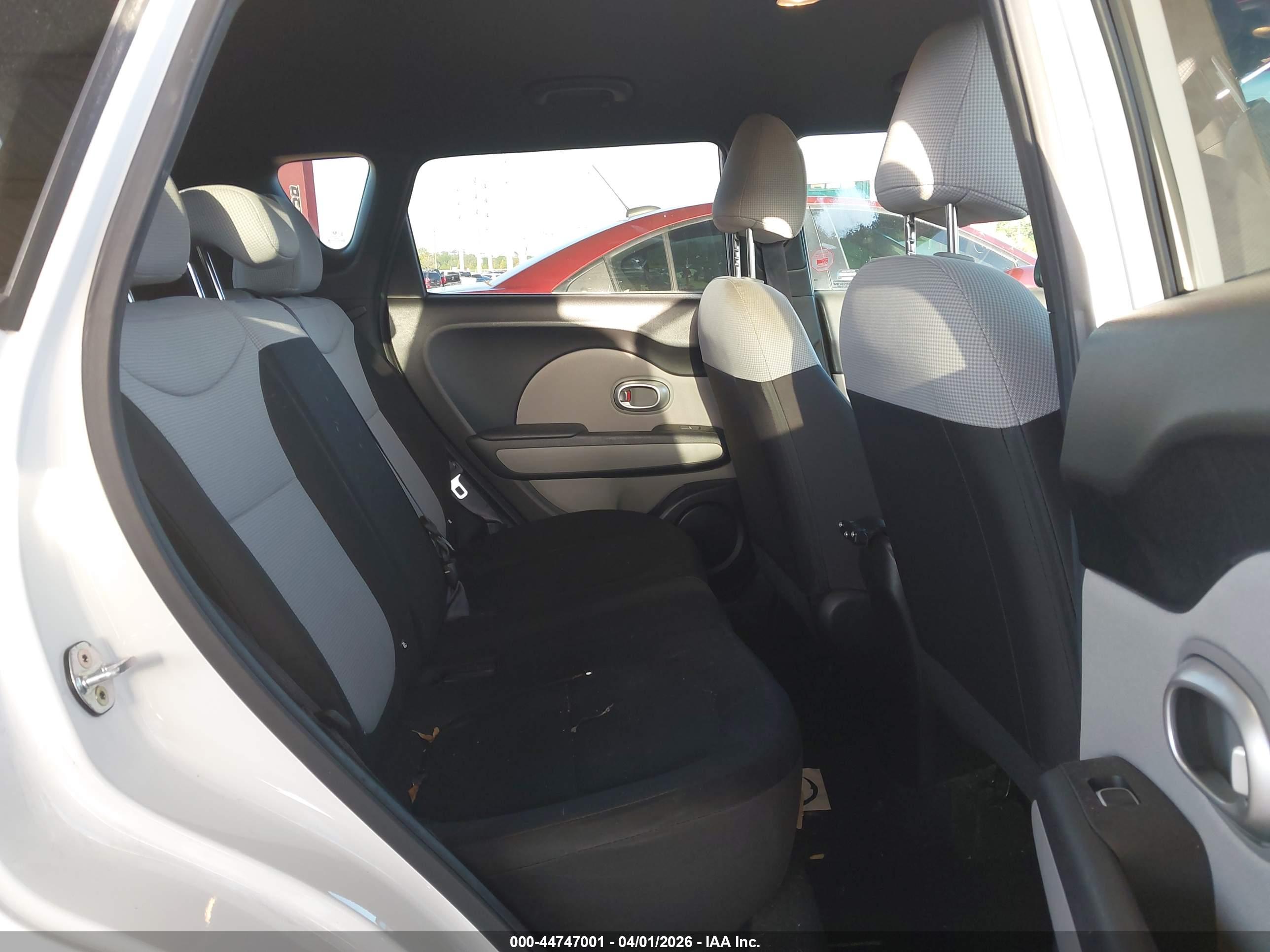 KIA SOUL image 8