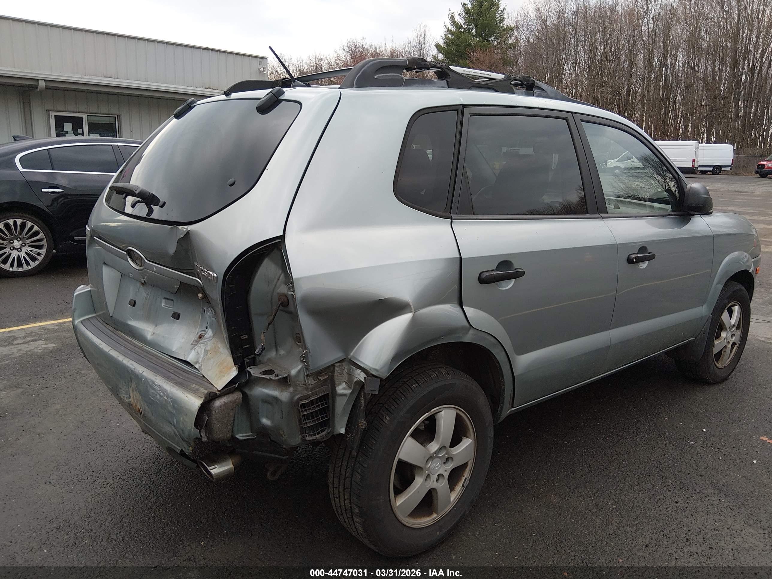 HYUNDAI TUCSON image 4