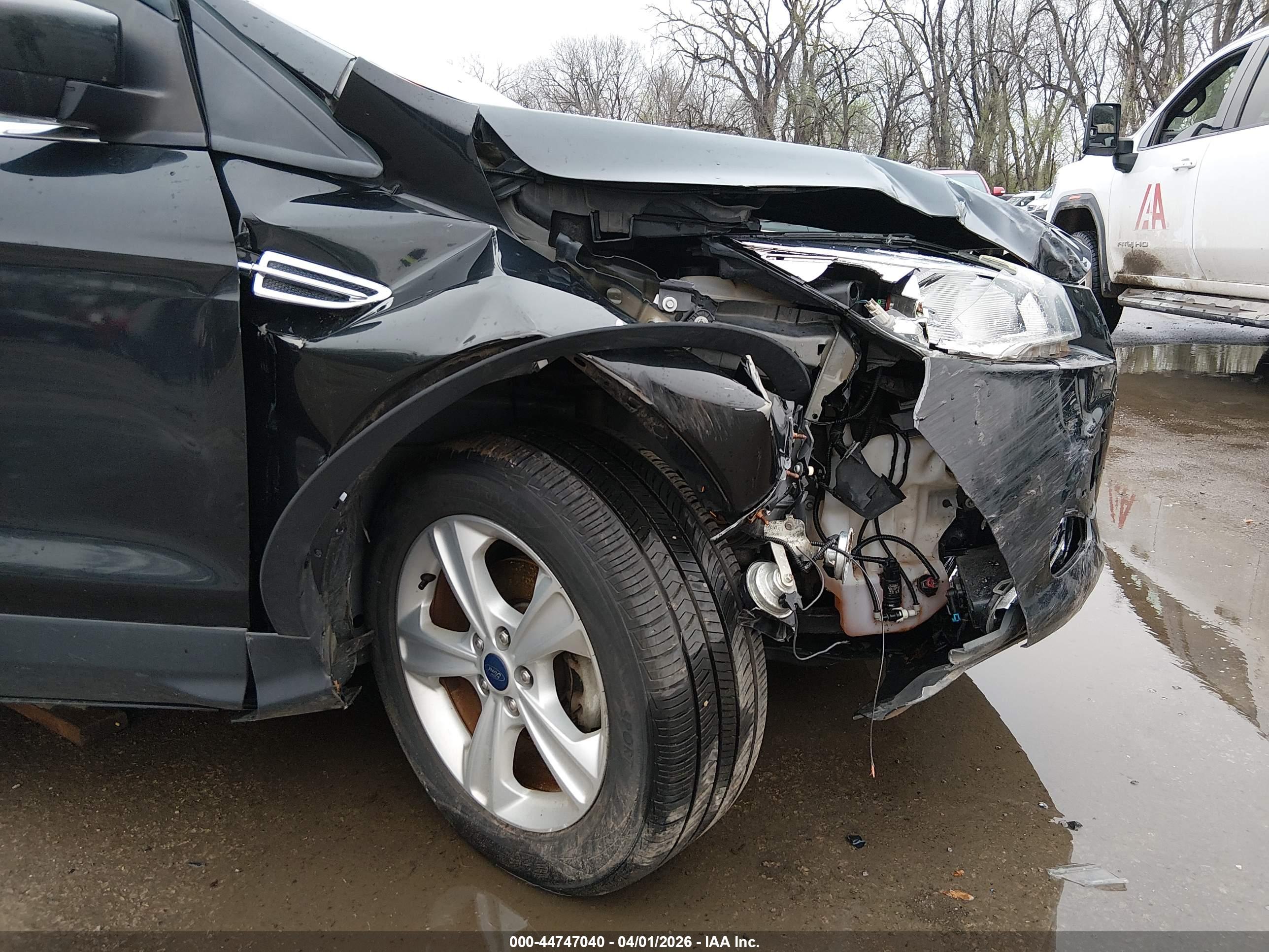 FORD ESCAPE image 6
