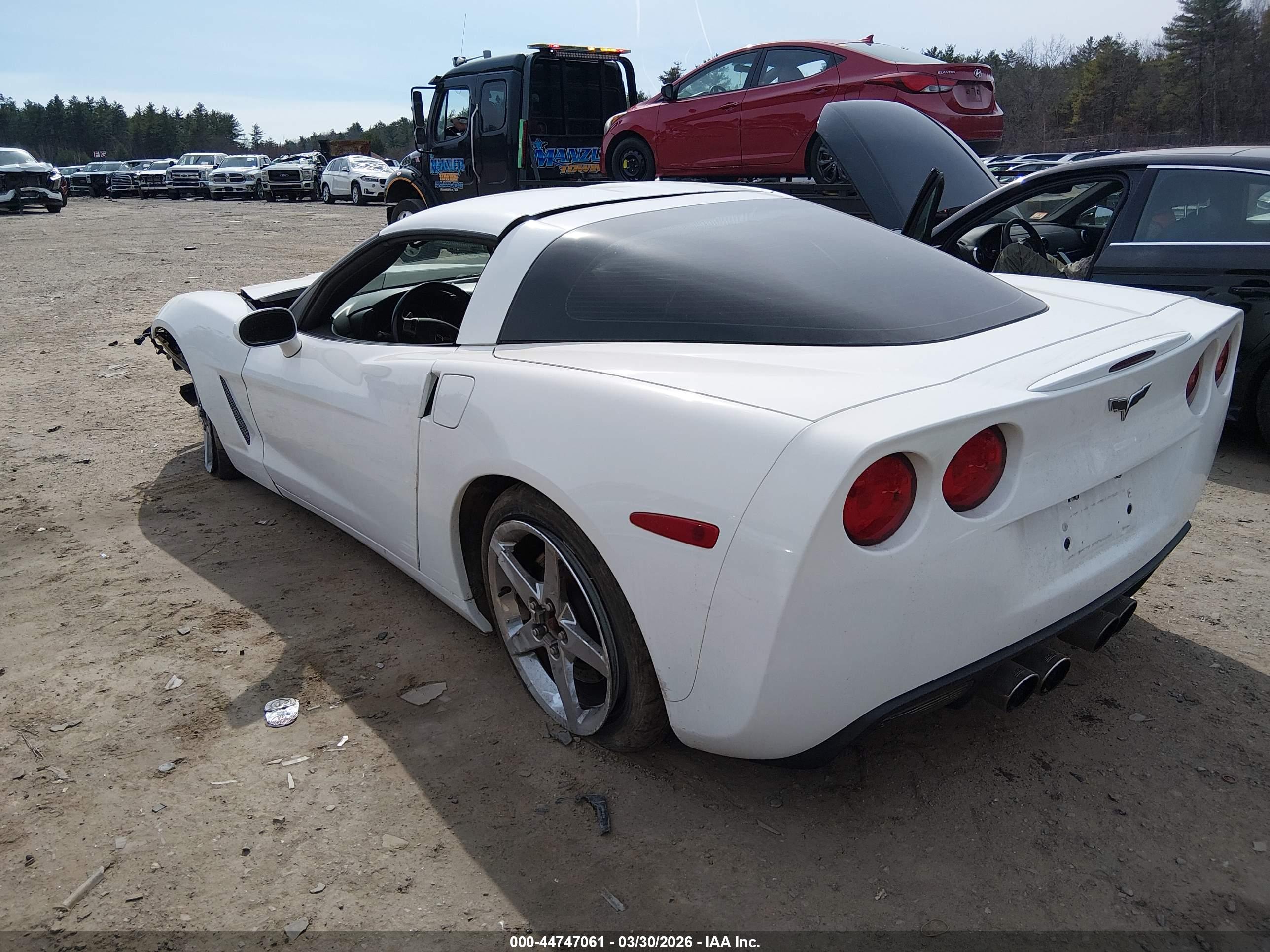 CHEVROLET CORVETTE image 3
