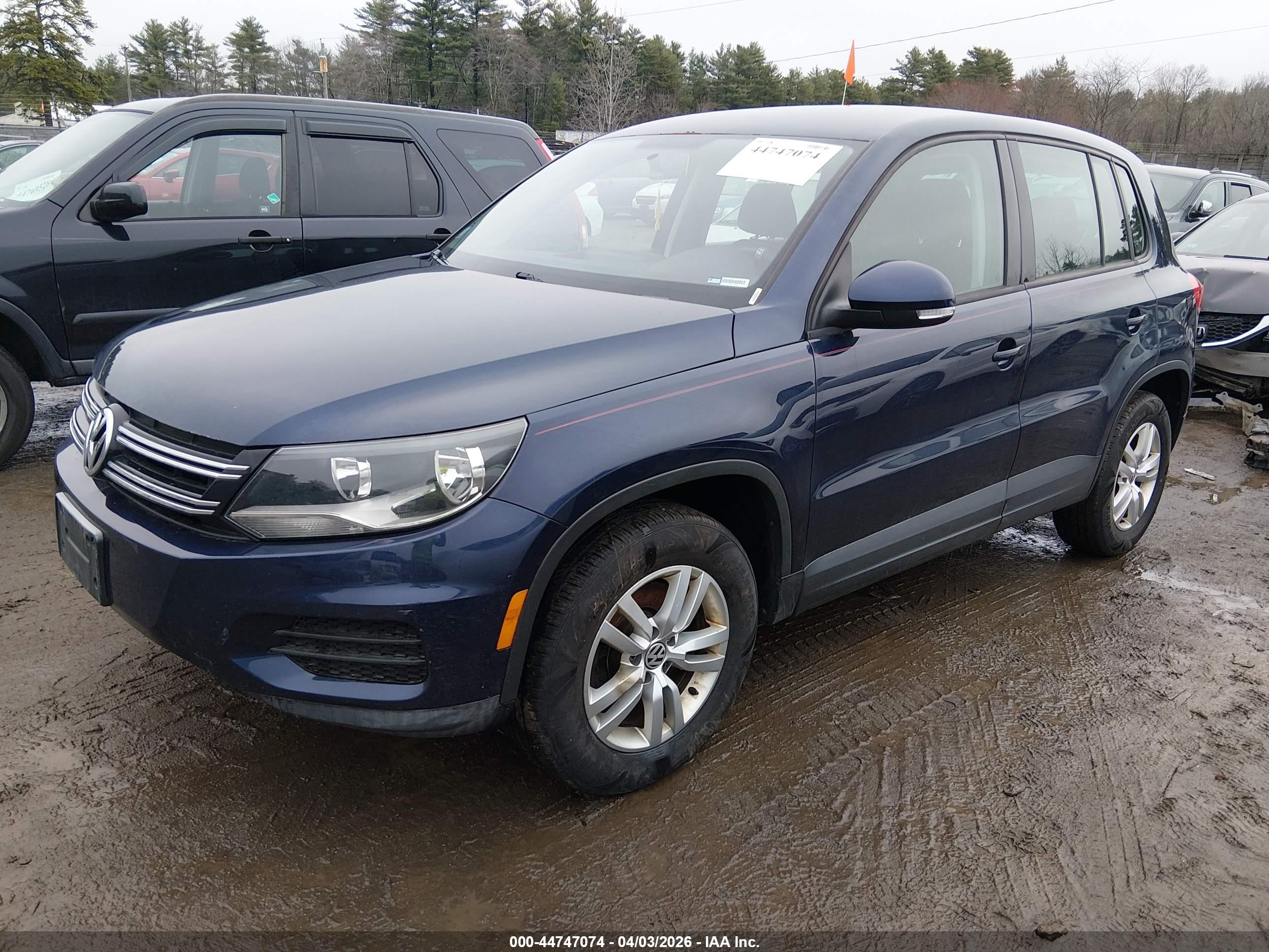 VOLKSWAGEN TIGUAN image 2