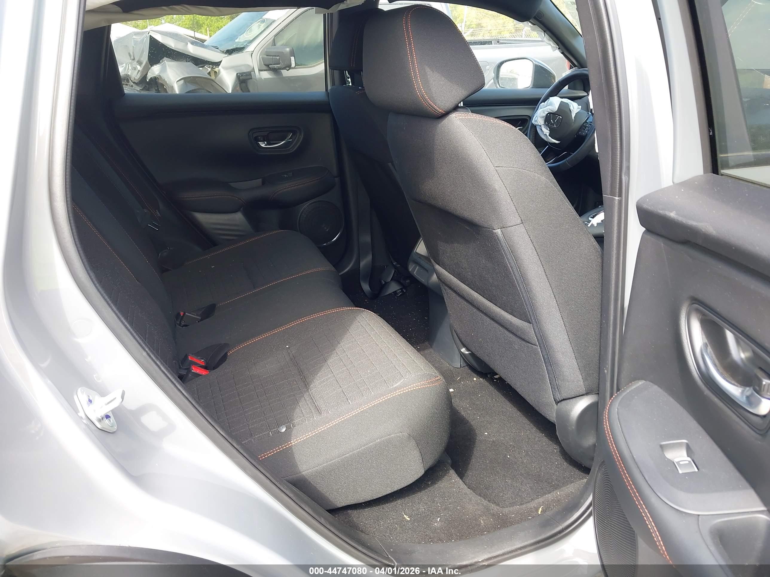 HONDA HR-V image 8