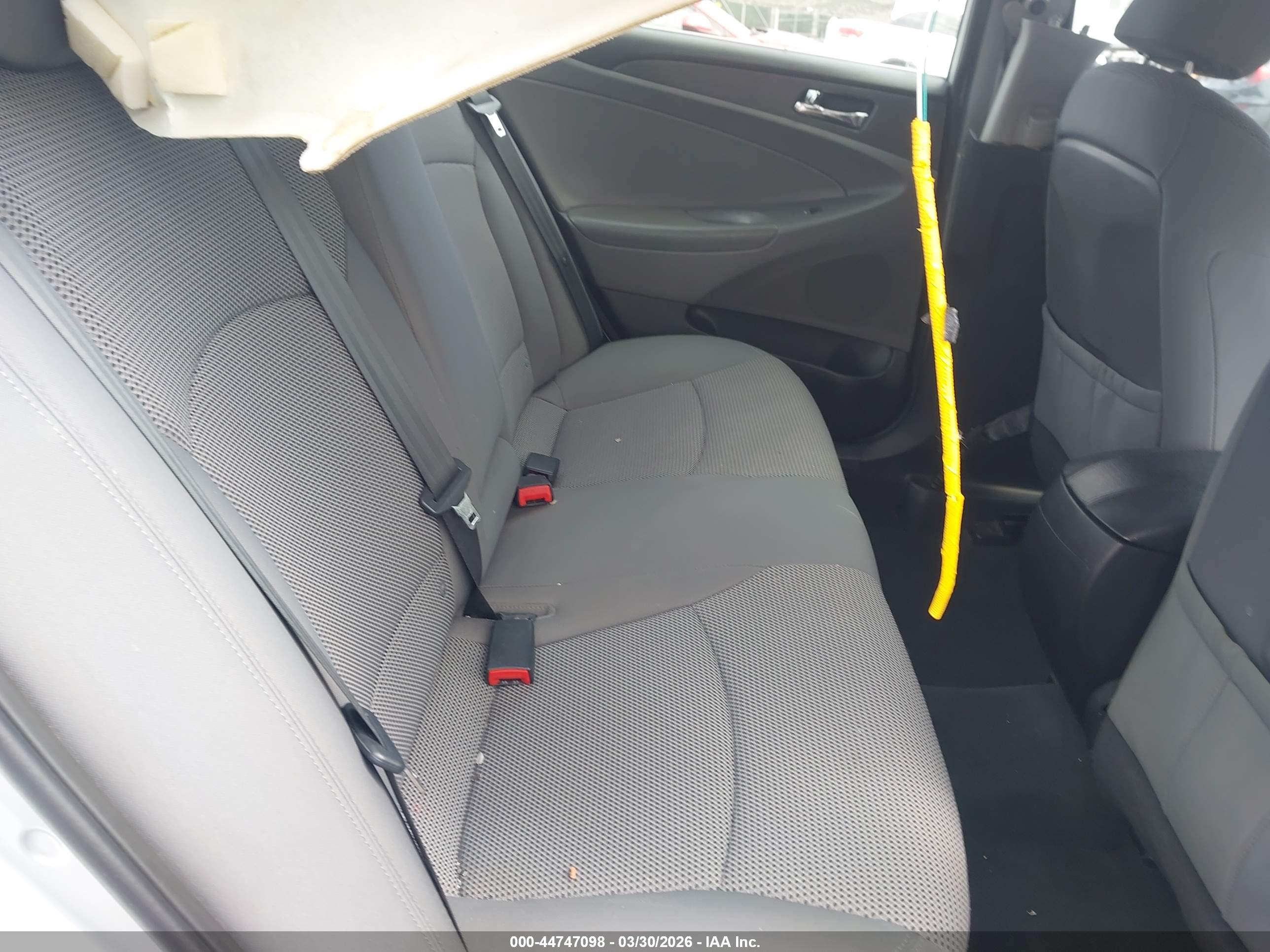 HYUNDAI SONATA image 8