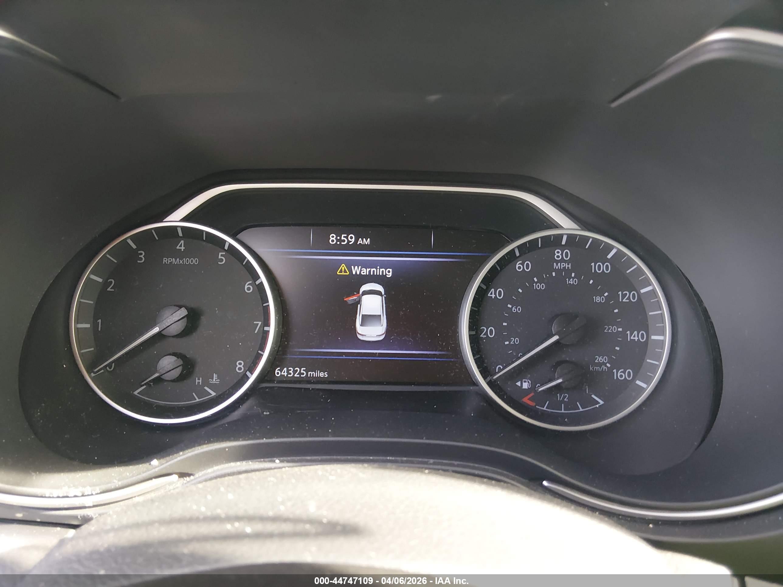 NISSAN MAXIMA image 7