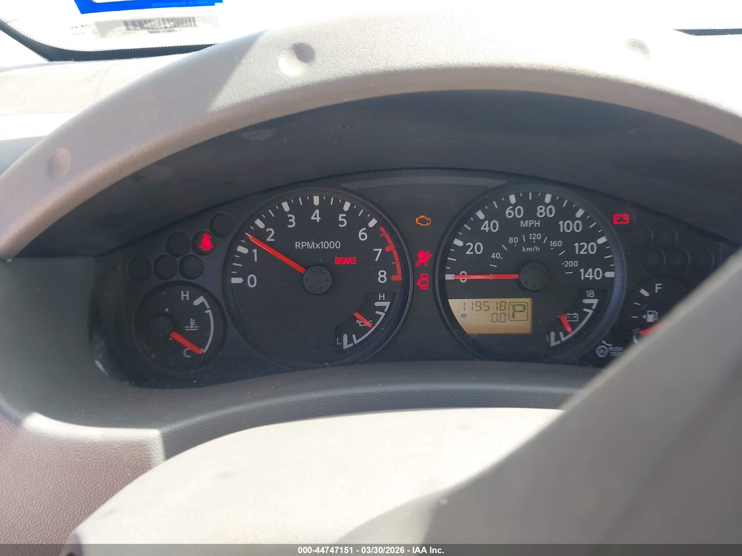 NISSAN FRONTIER image 7