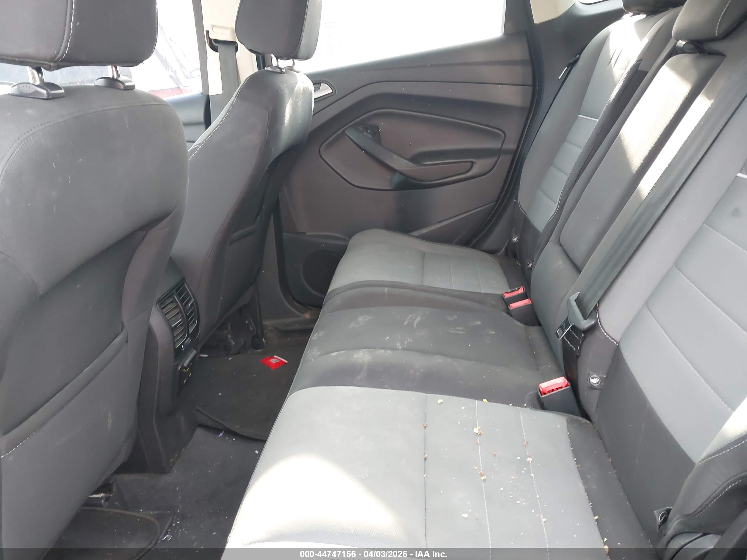 FORD ESCAPE image 8