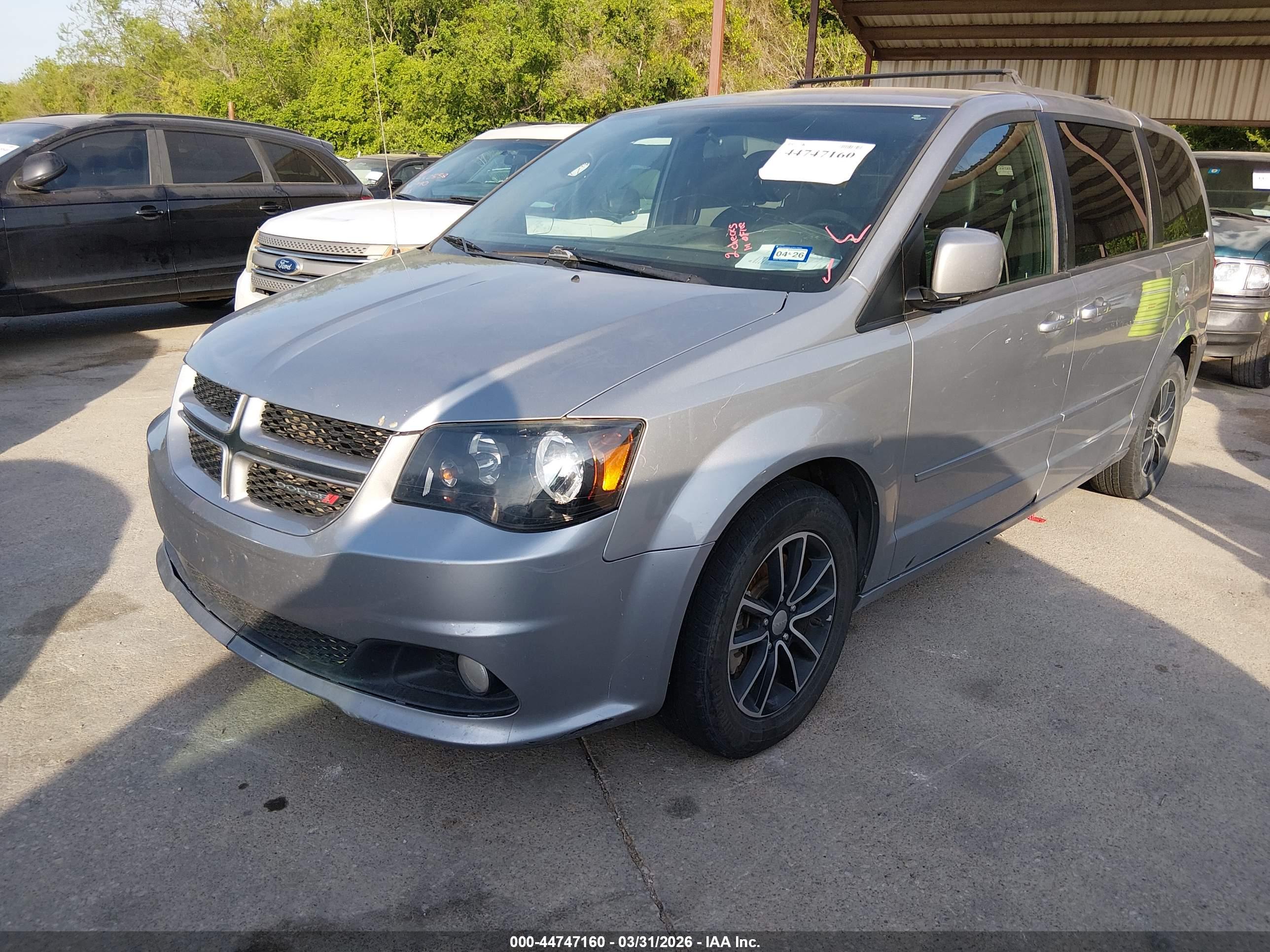 DODGE GRAND image 2