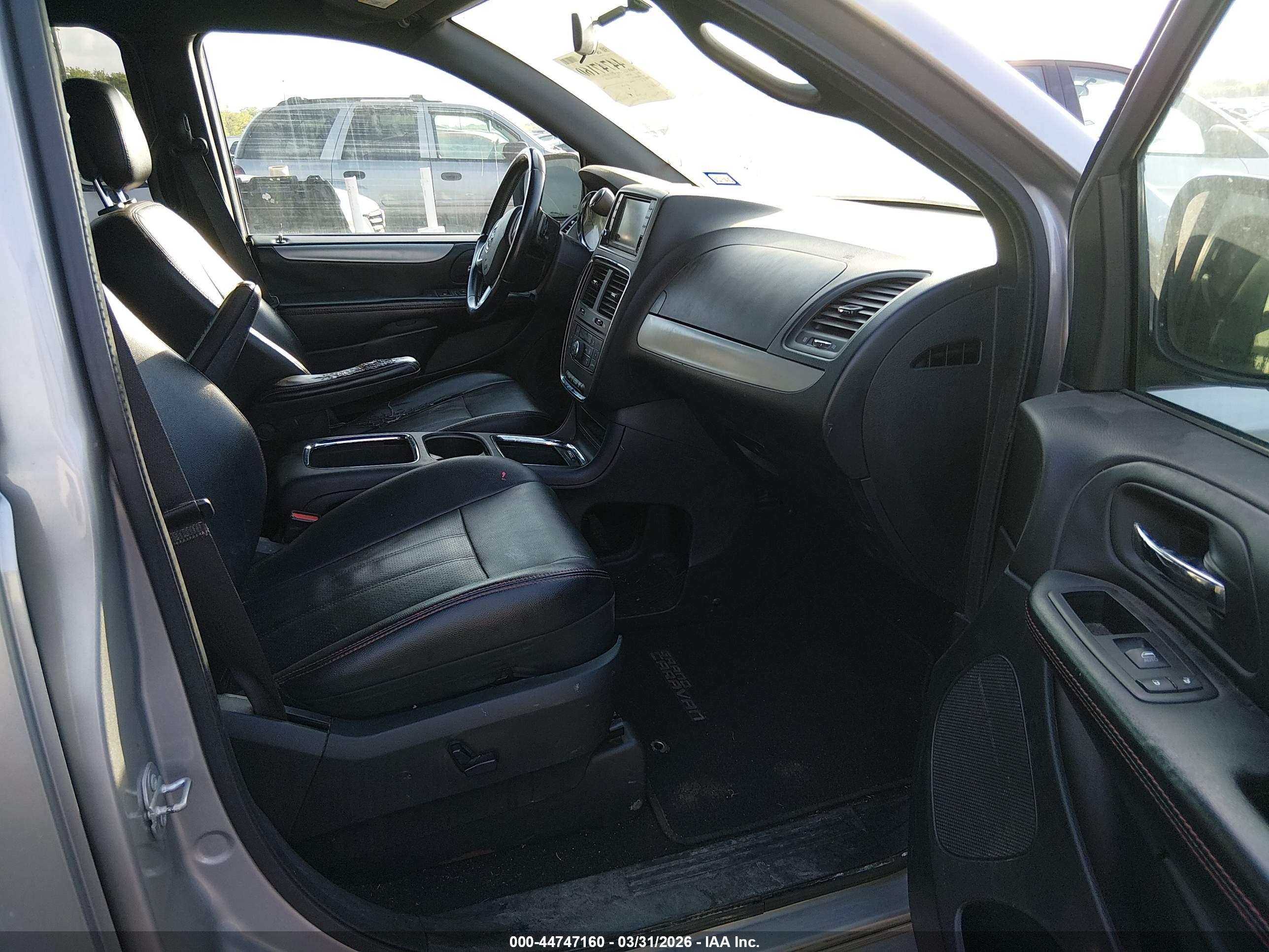 DODGE GRAND image 5