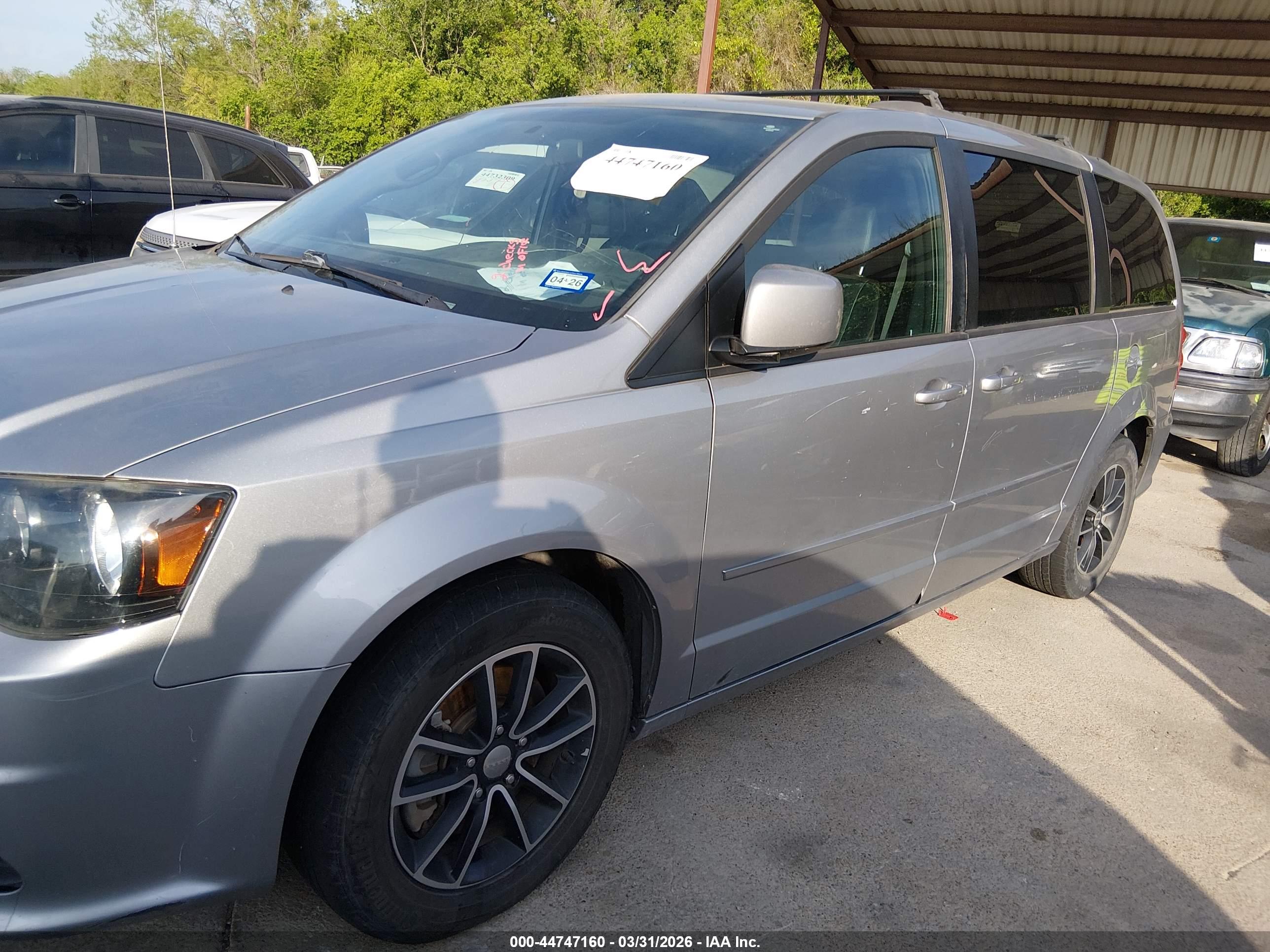 DODGE GRAND image 6