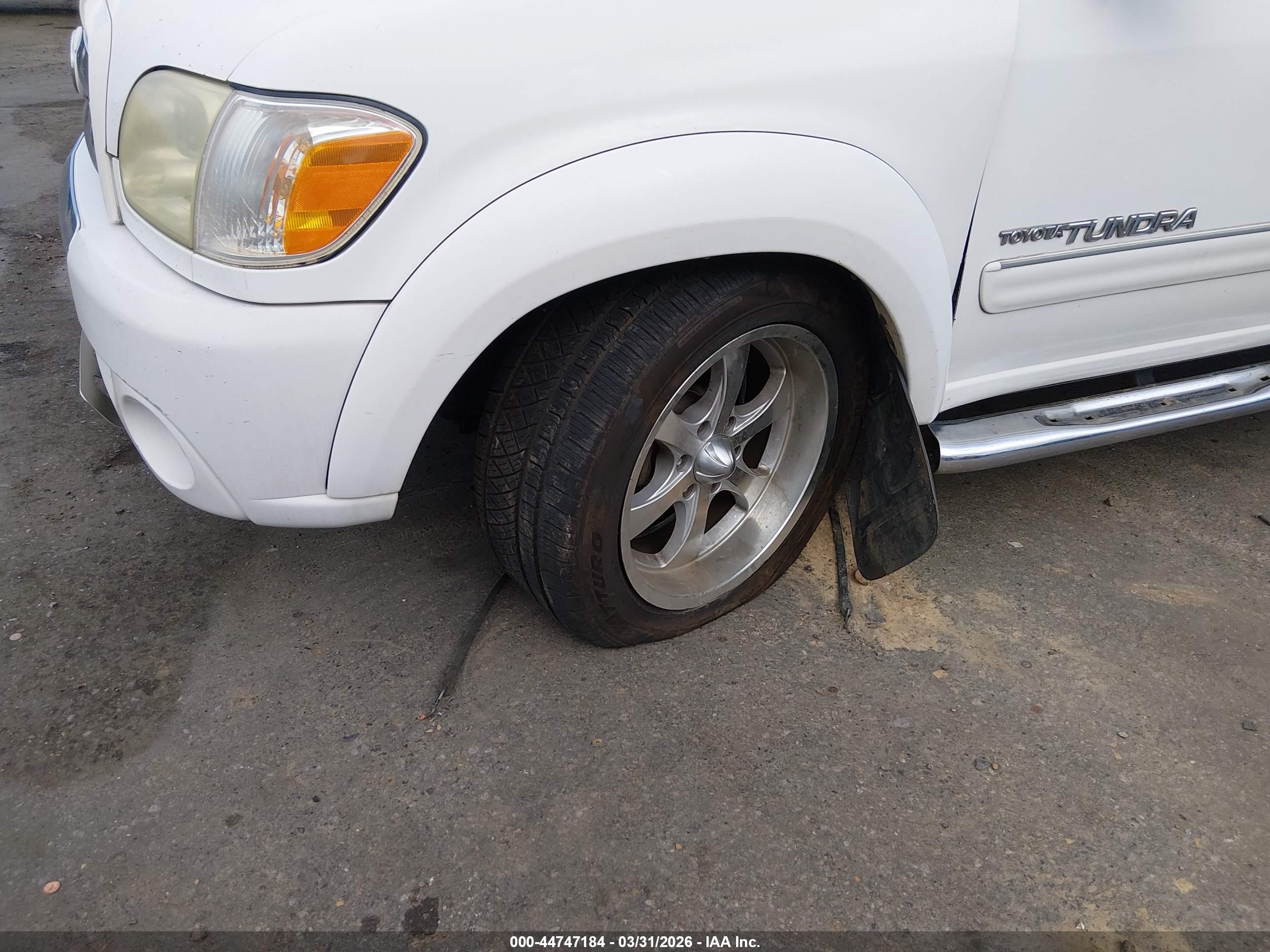 TOYOTA TUNDRA image 6