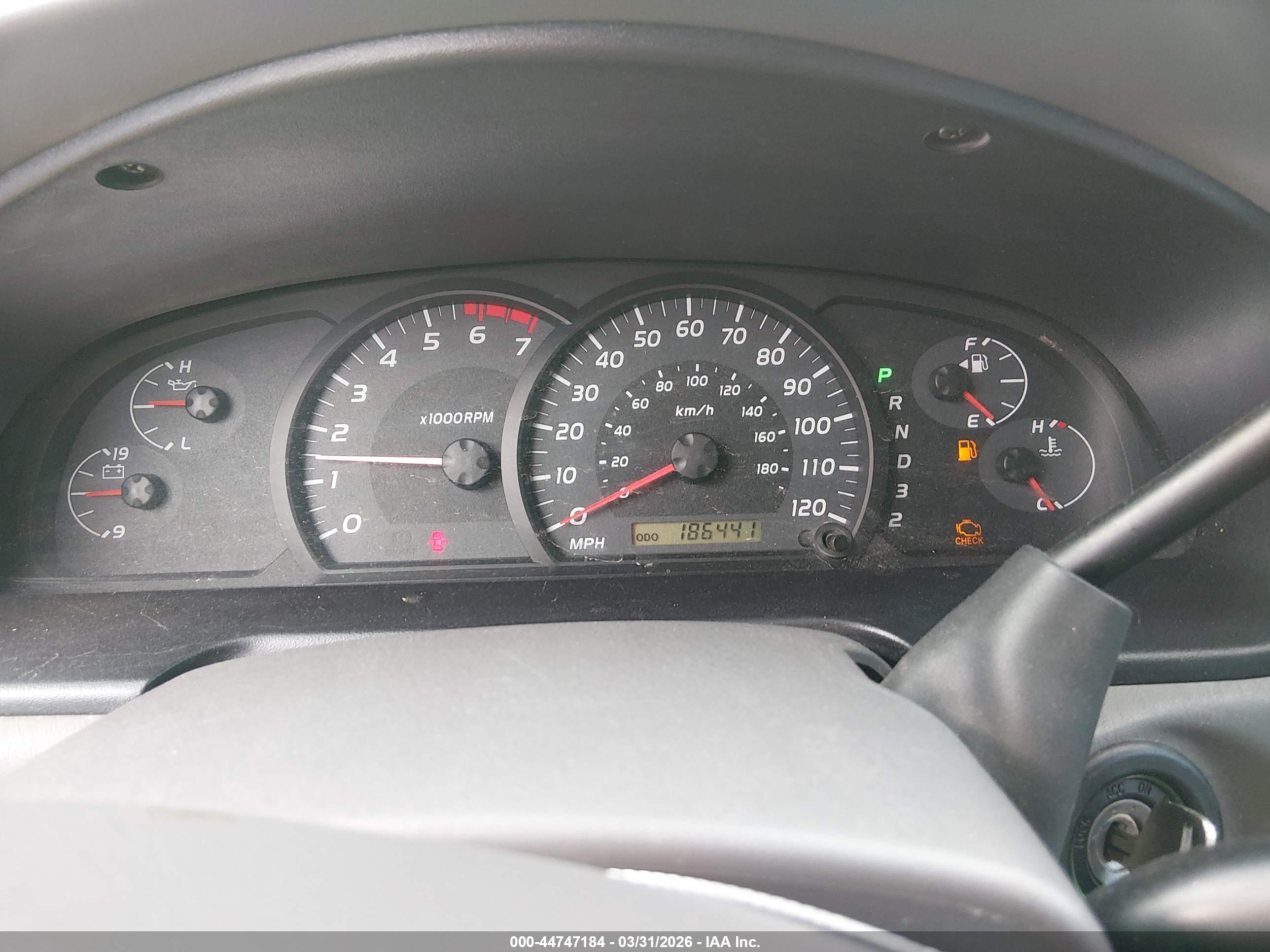 TOYOTA TUNDRA image 7