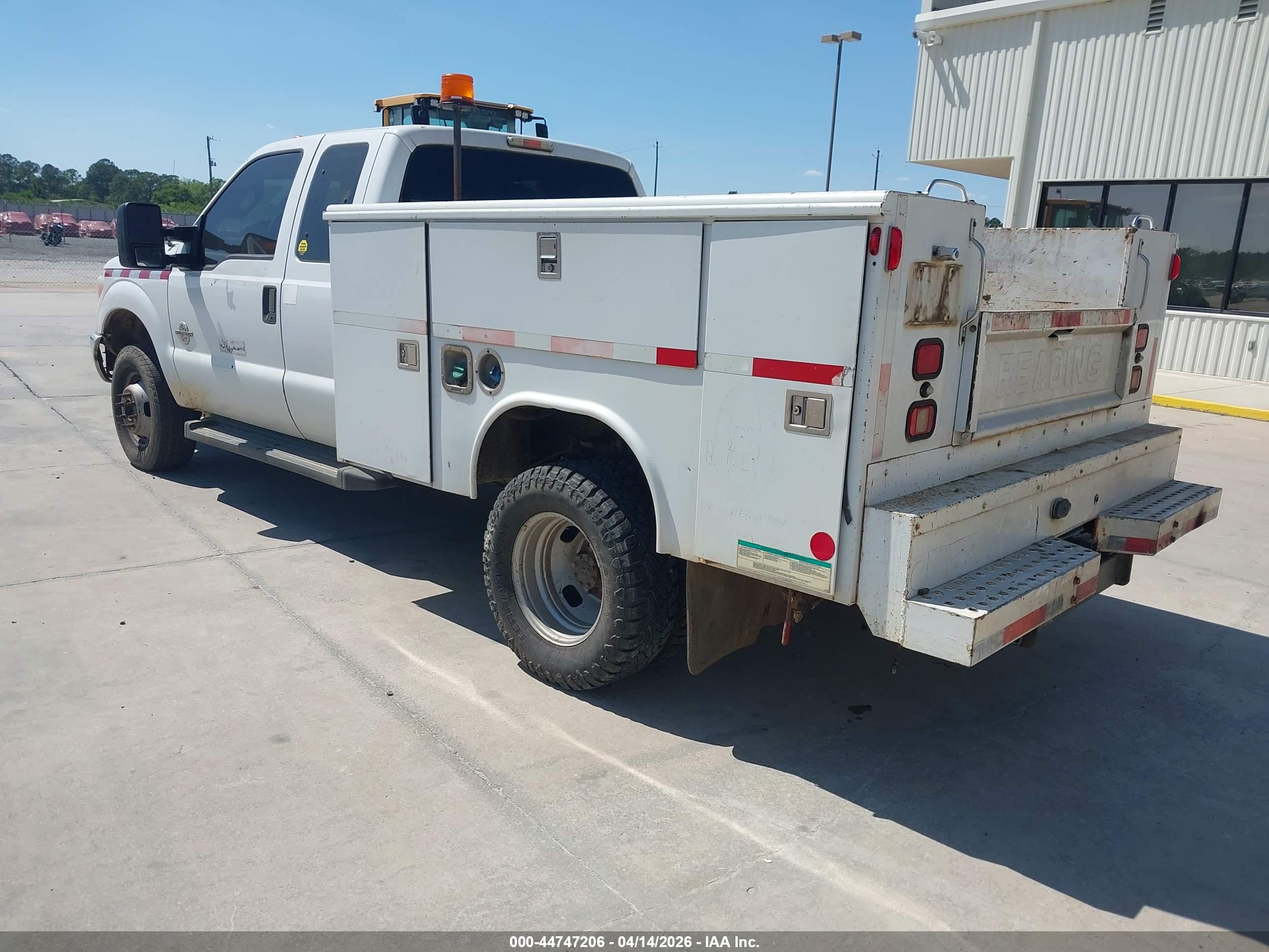 FORD F-350 image 3