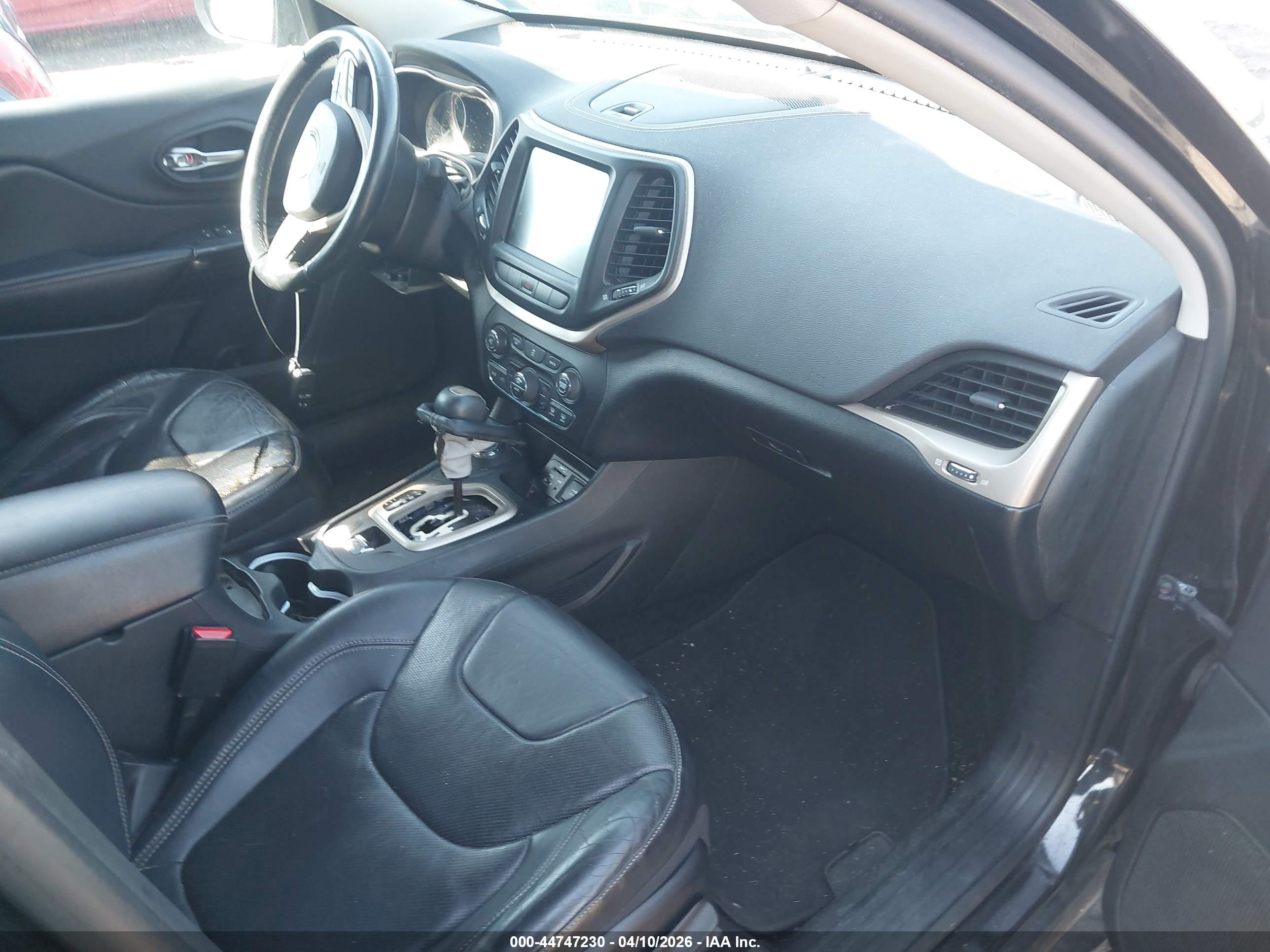 JEEP CHEROKEE image 5