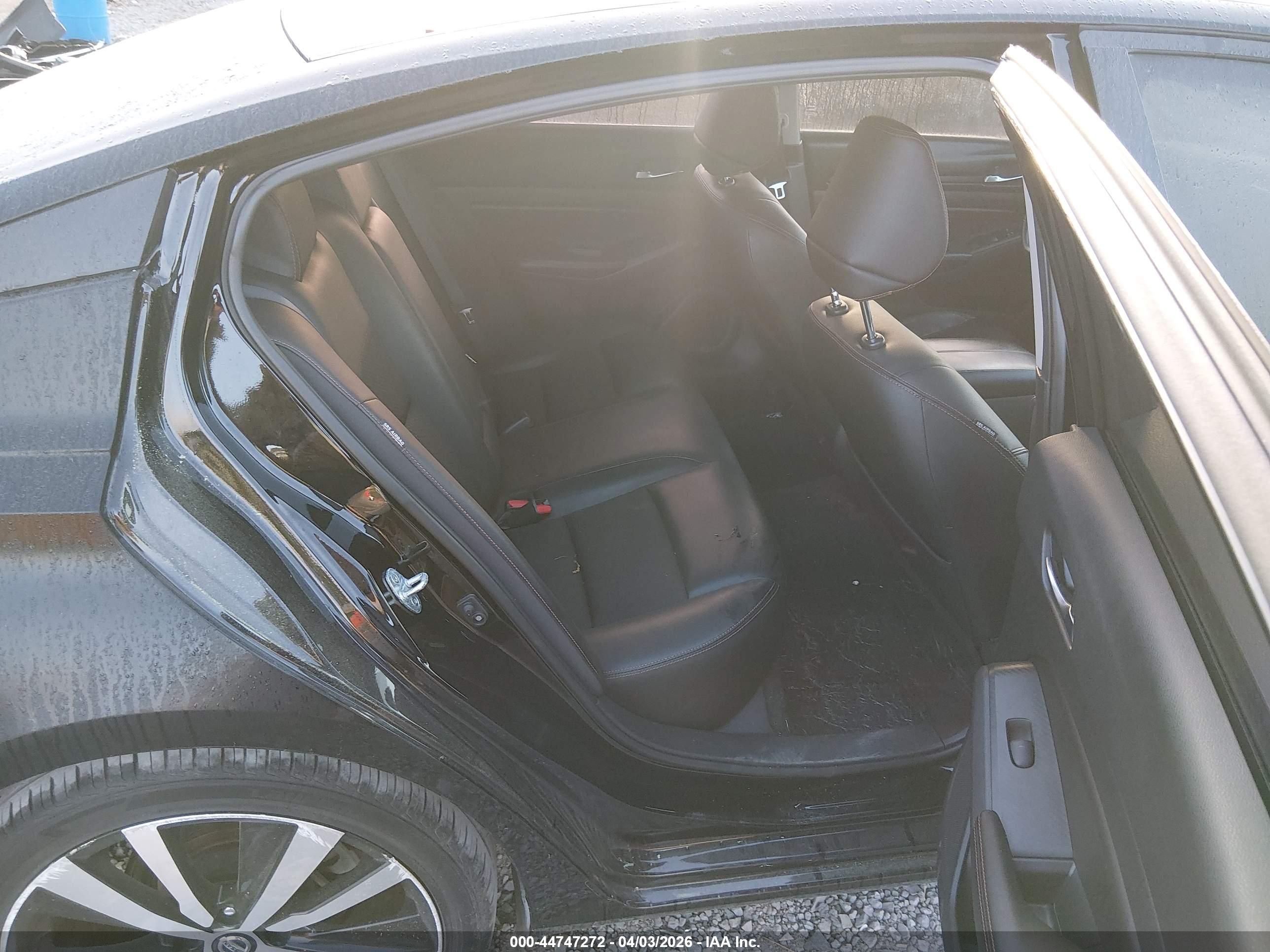 NISSAN ALTIMA image 8
