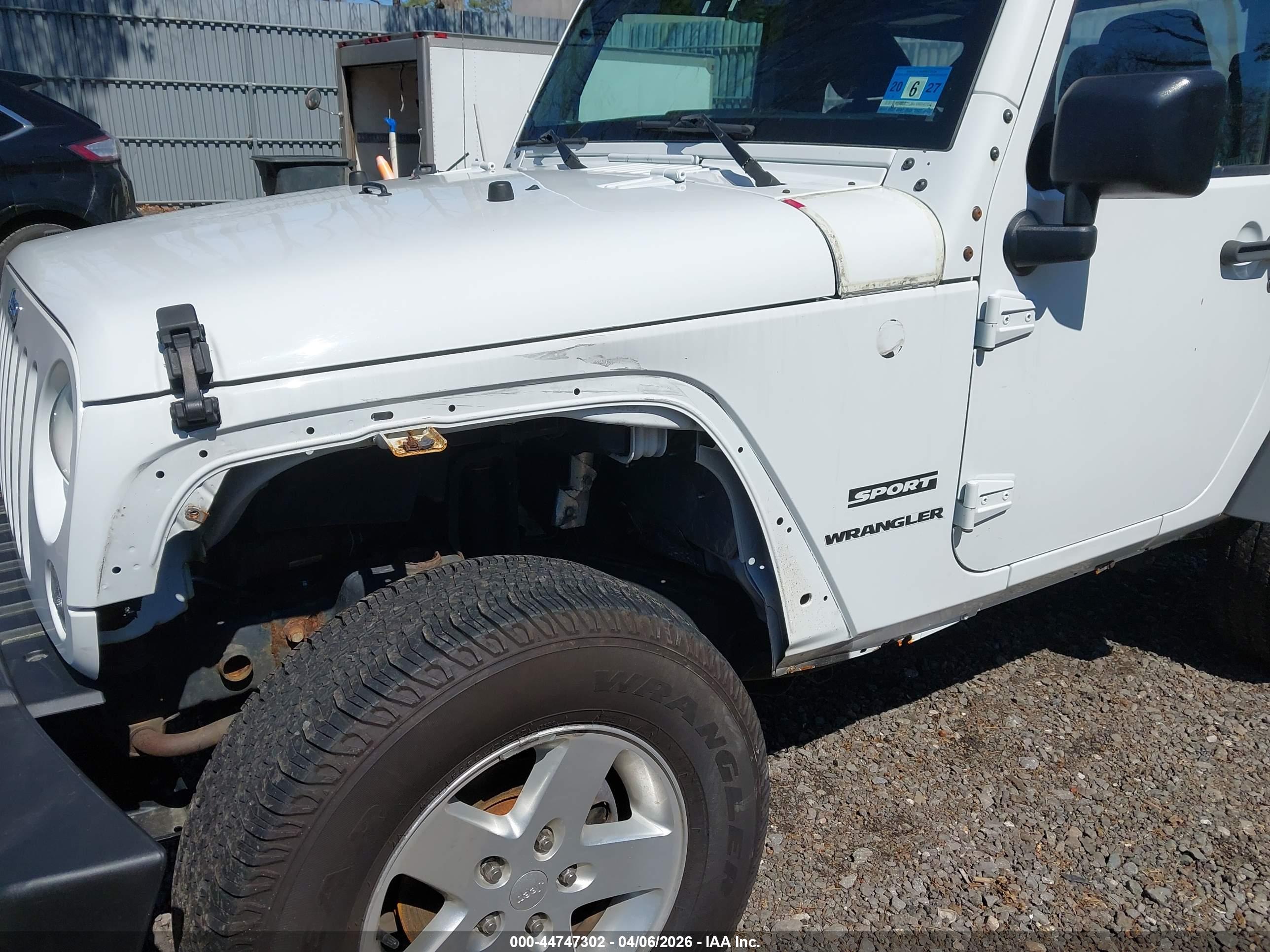 JEEP WRANGLER image 6