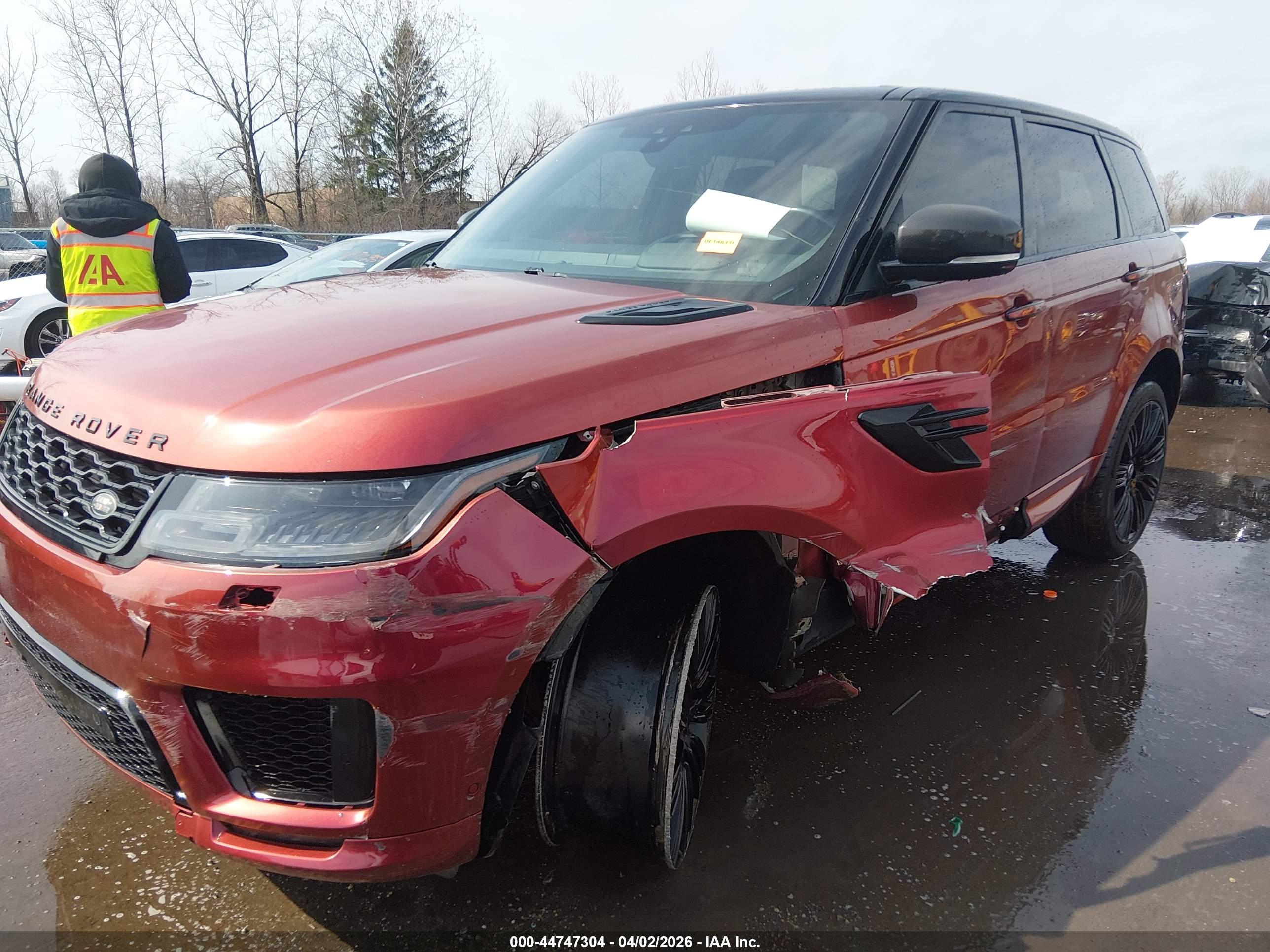 LAND ROVER image 6