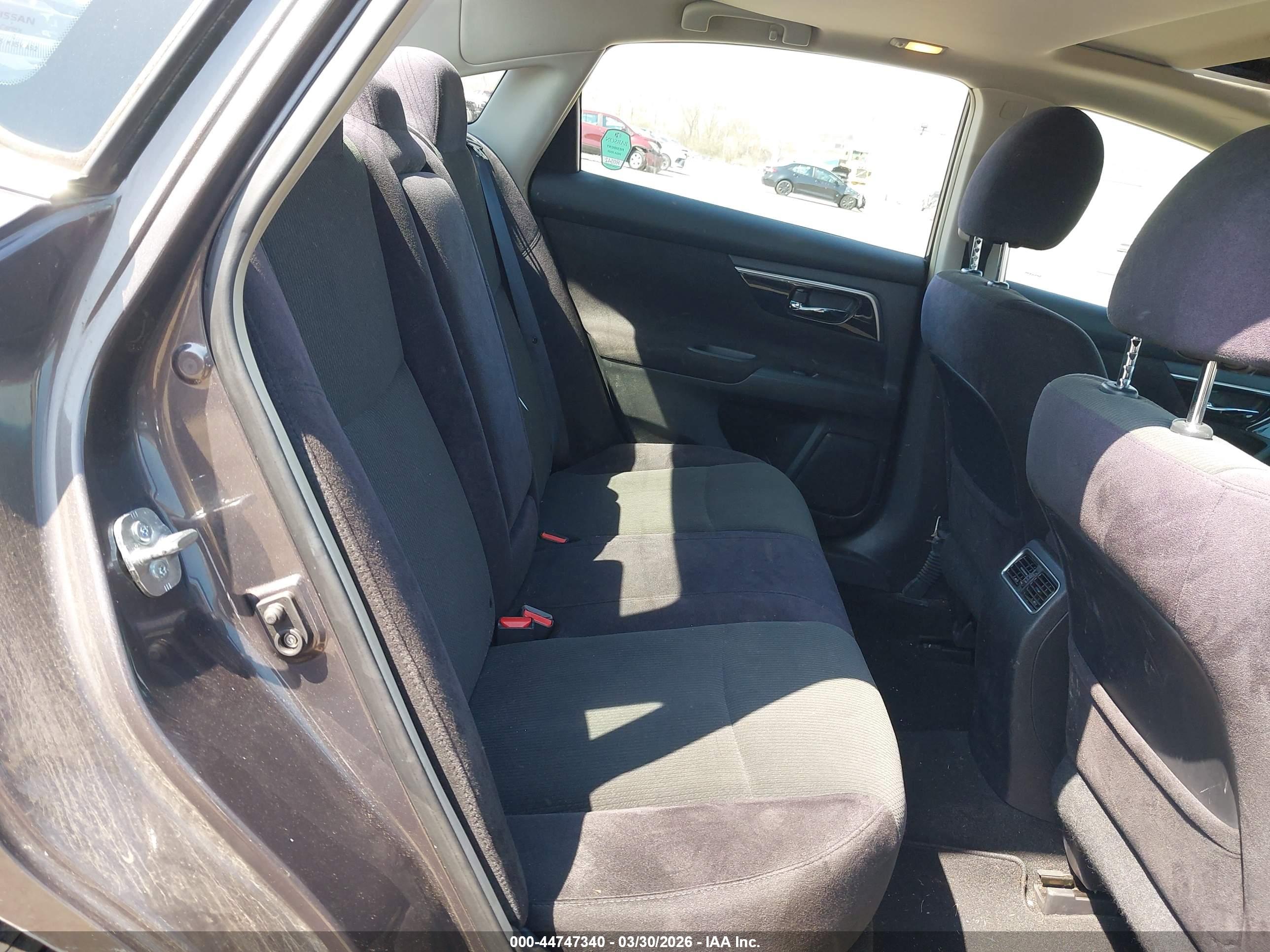 NISSAN ALTIMA image 8