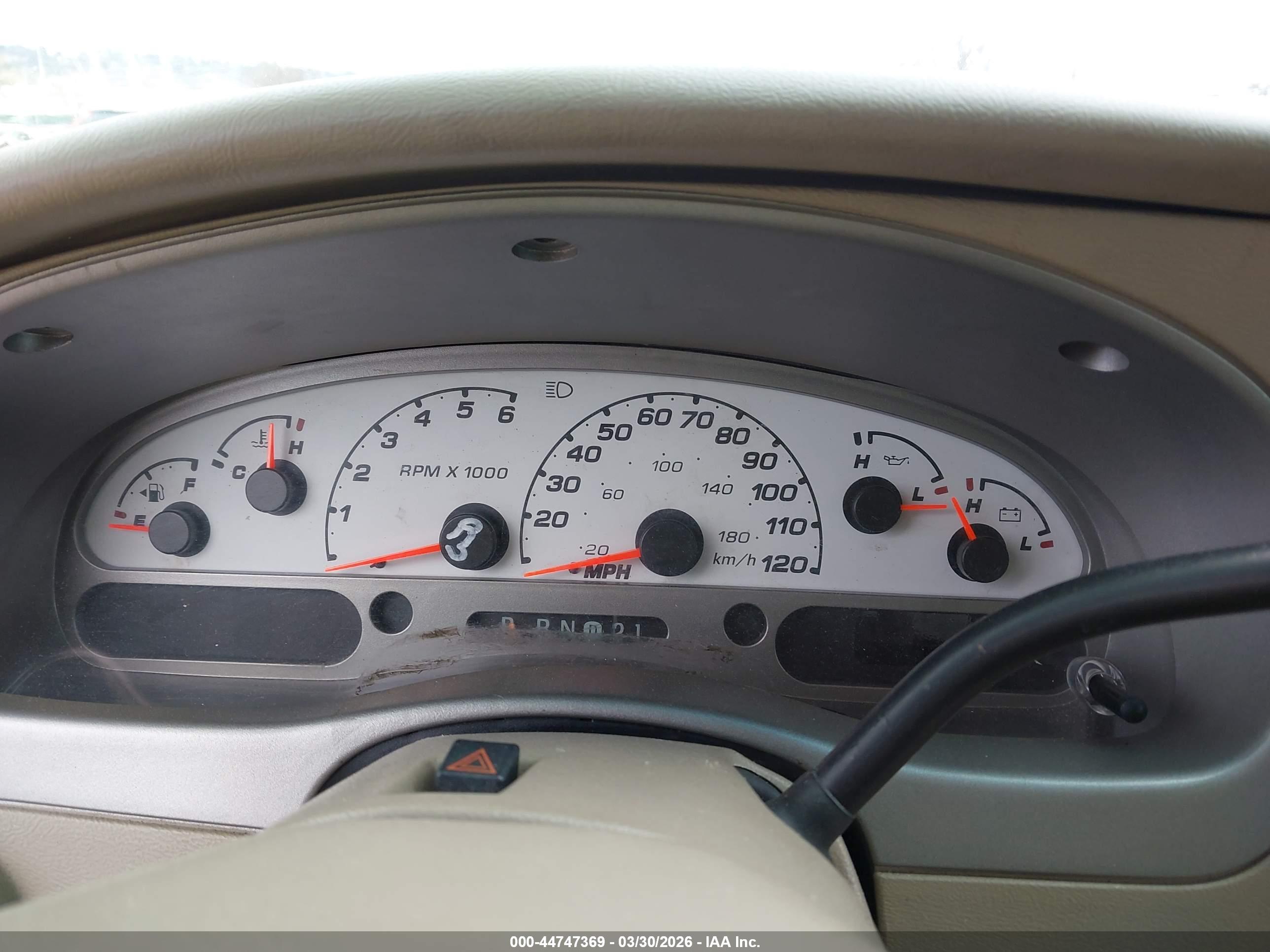 FORD EXPLORER image 7