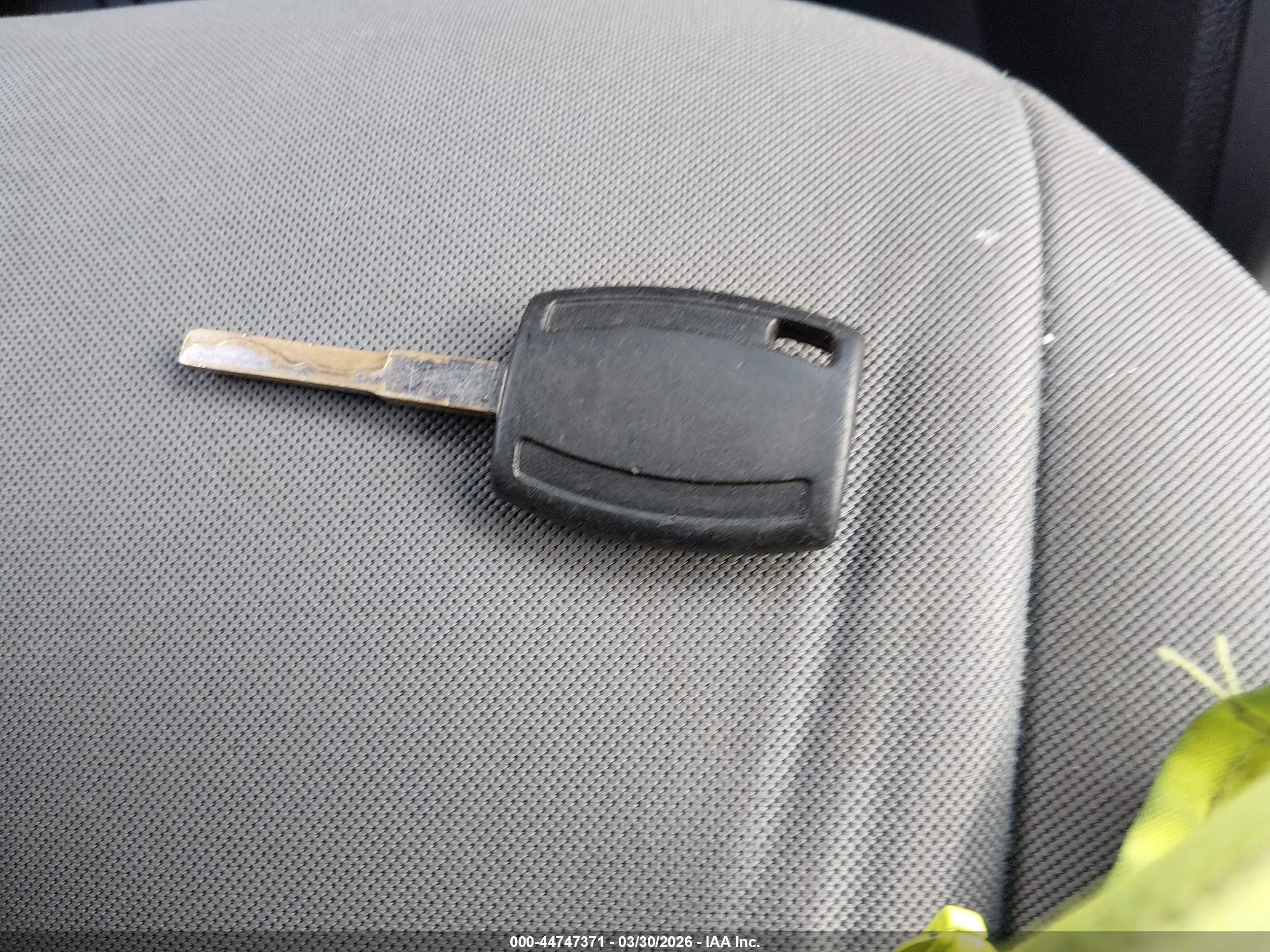 FORD ESCAPE image 11