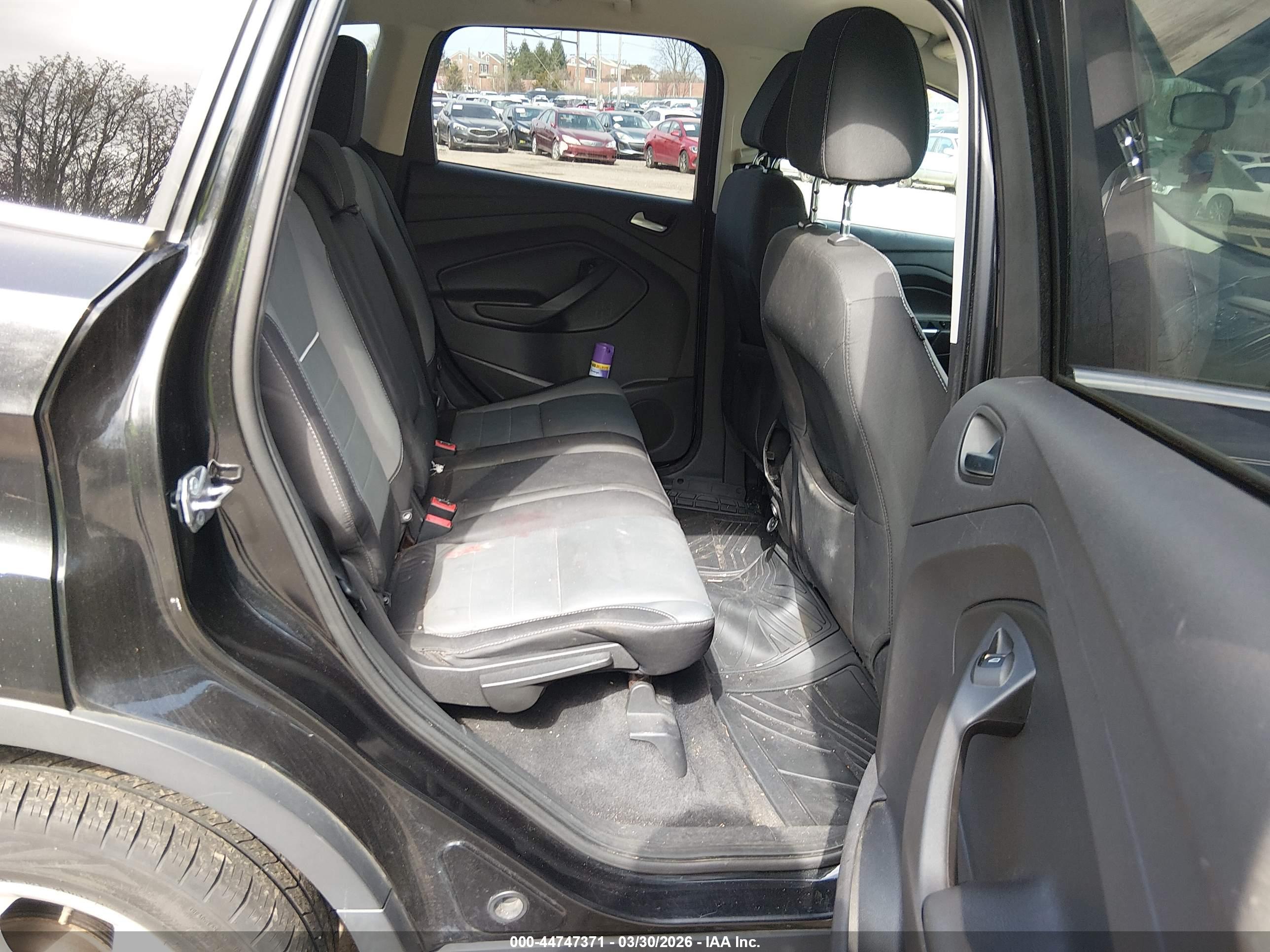 FORD ESCAPE image 8