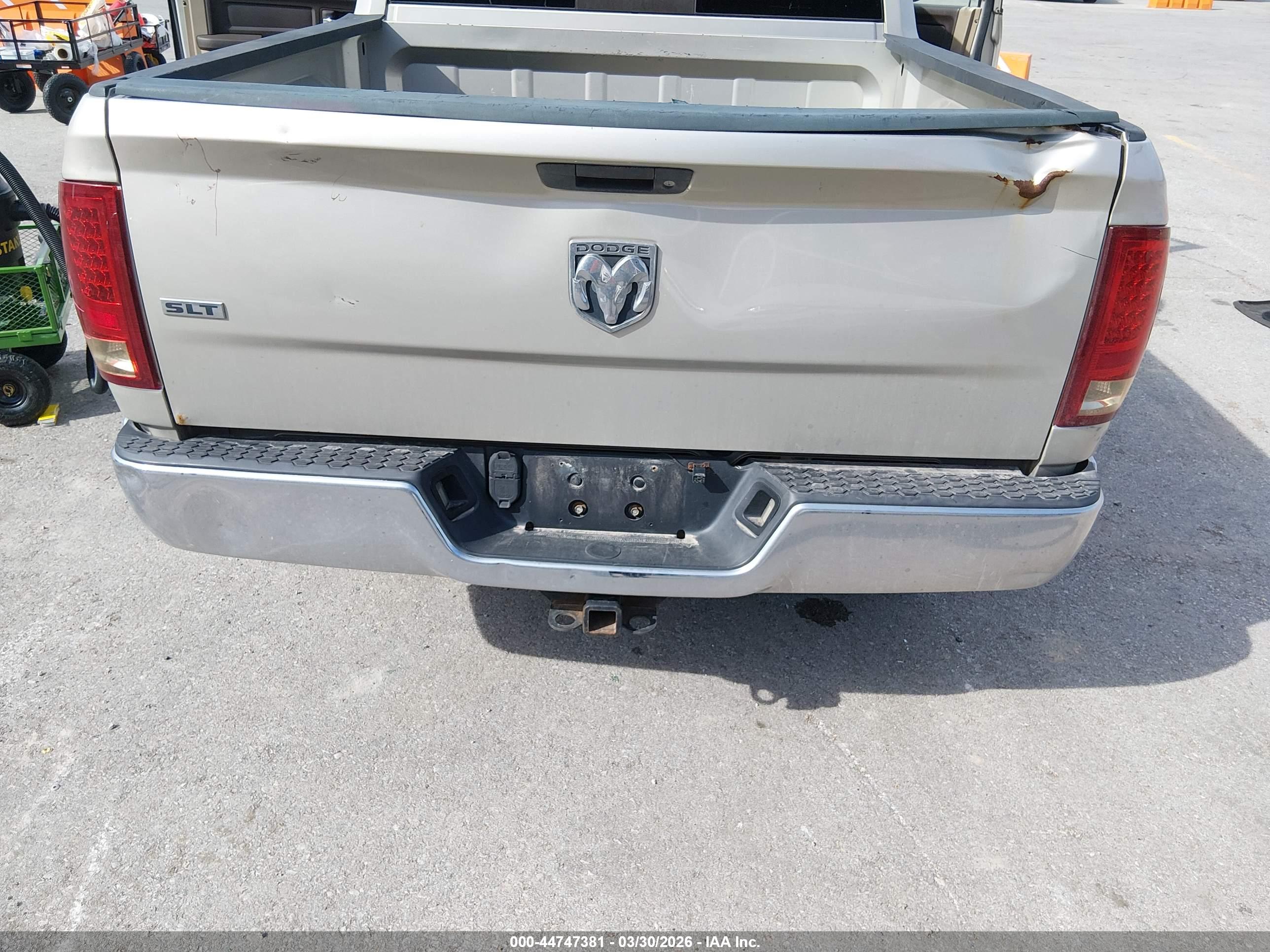 DODGE RAM image 6