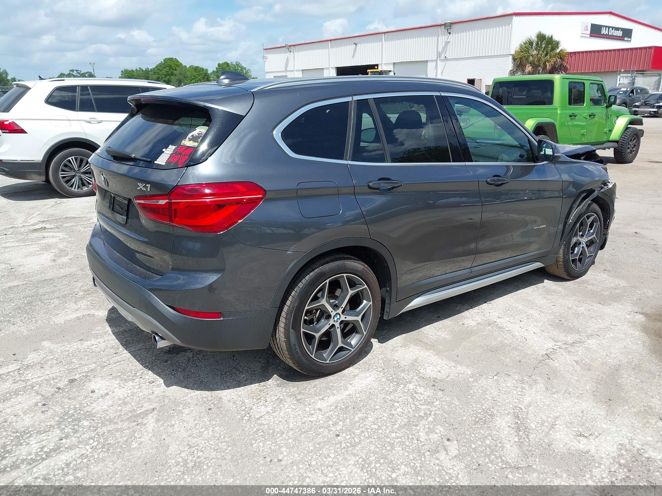 BMW X1 image 4