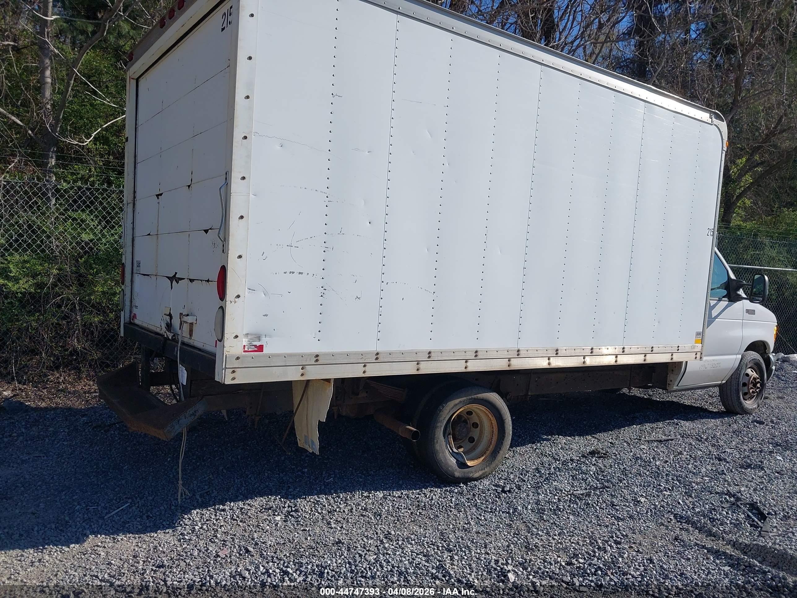 FORD E-350 image 4