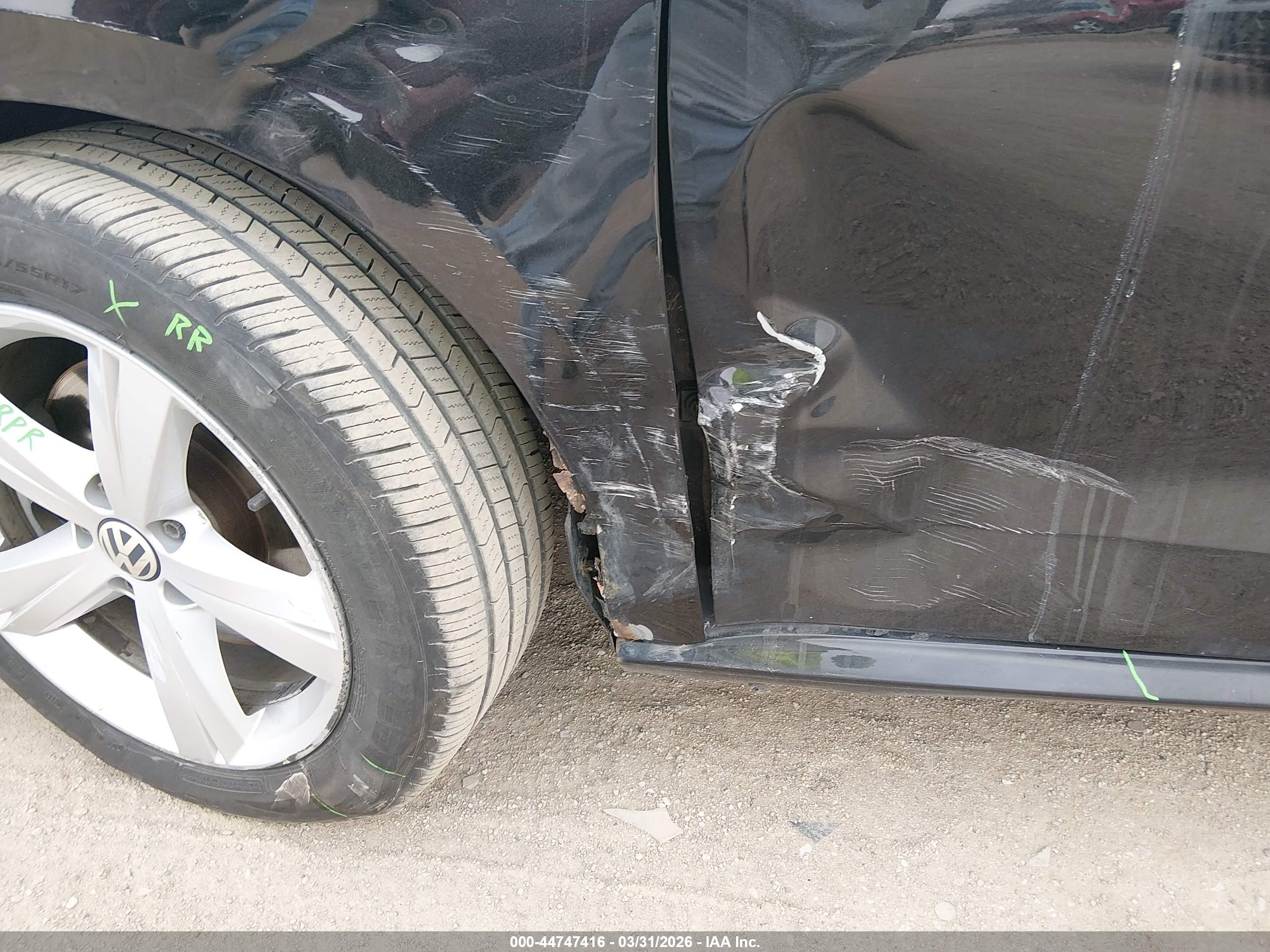 VOLKSWAGEN PASSAT image 6