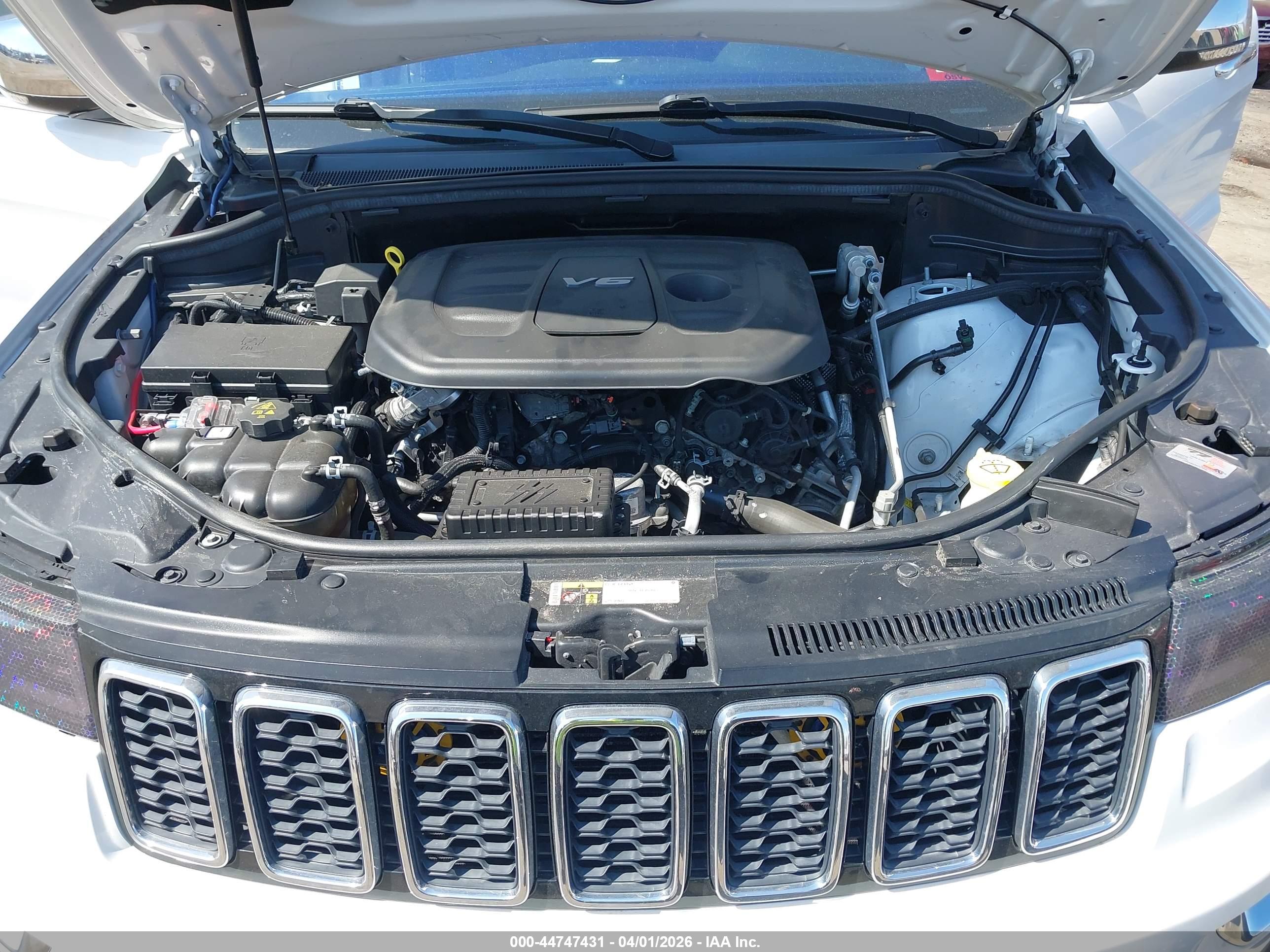 JEEP GRAND image 10