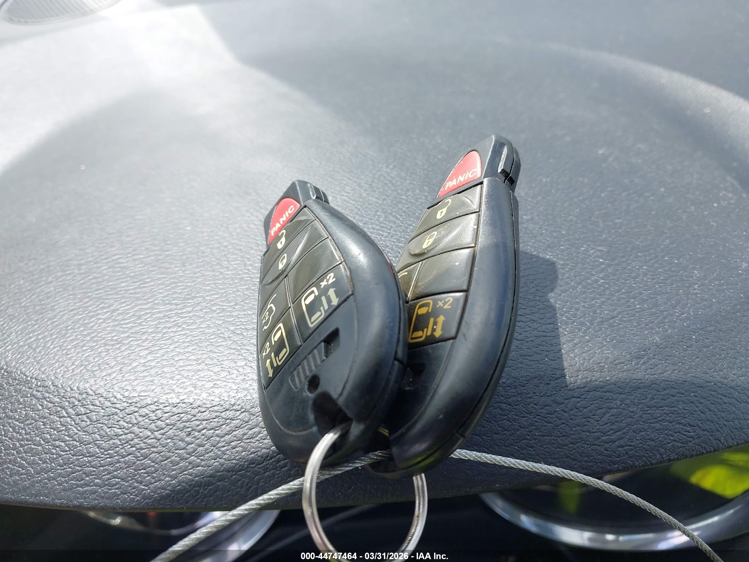 CHRYSLER TOWN image 11