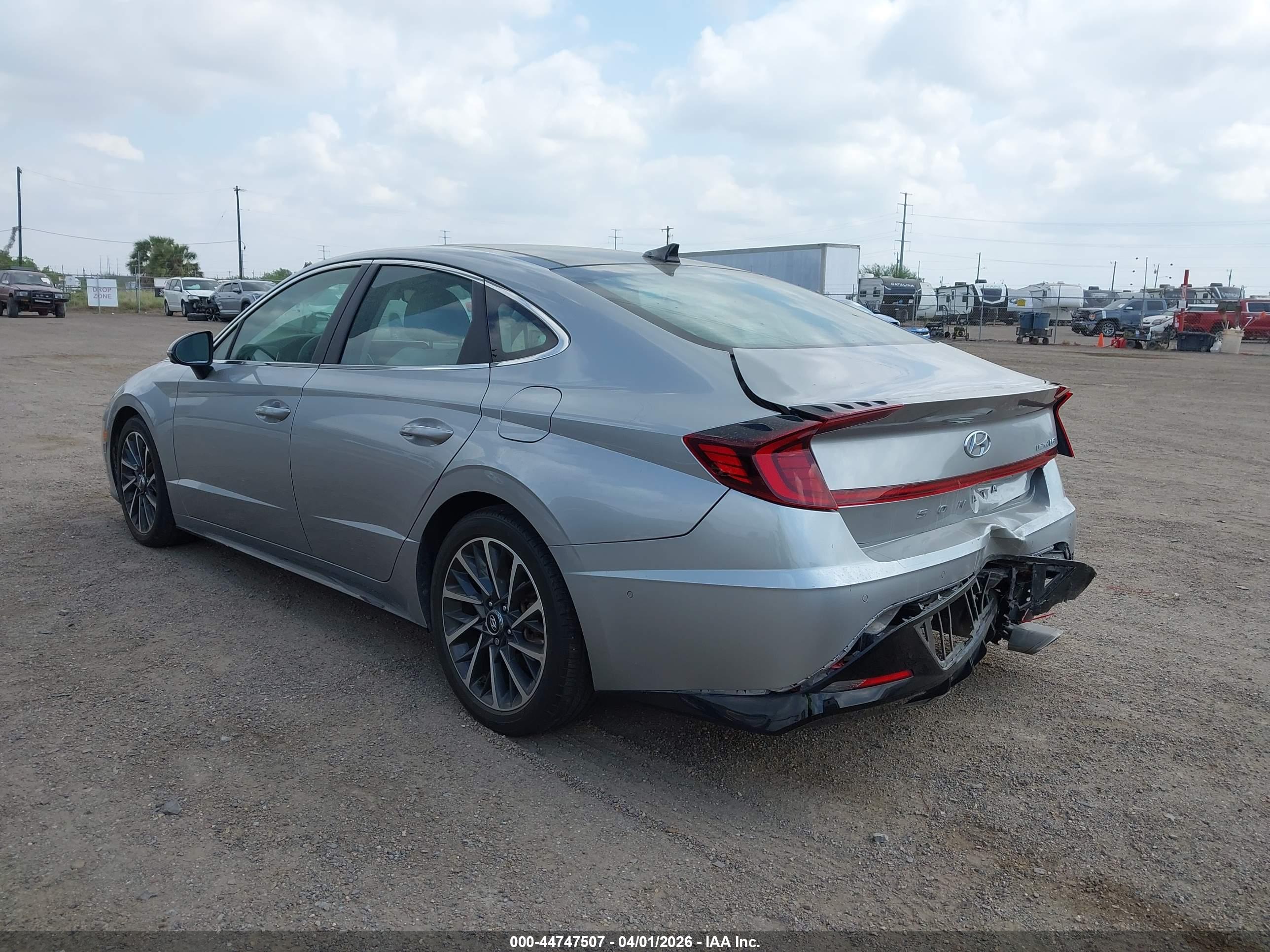 HYUNDAI SONATA image 3