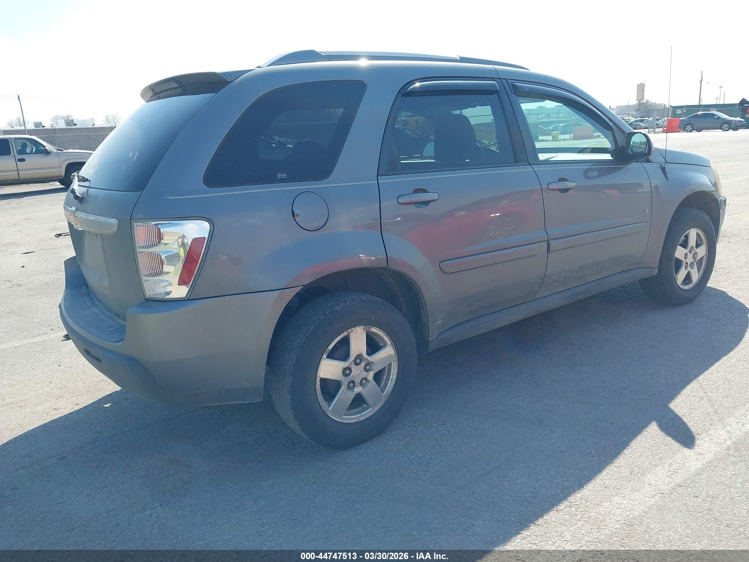 CHEVROLET EQUINOX image 4