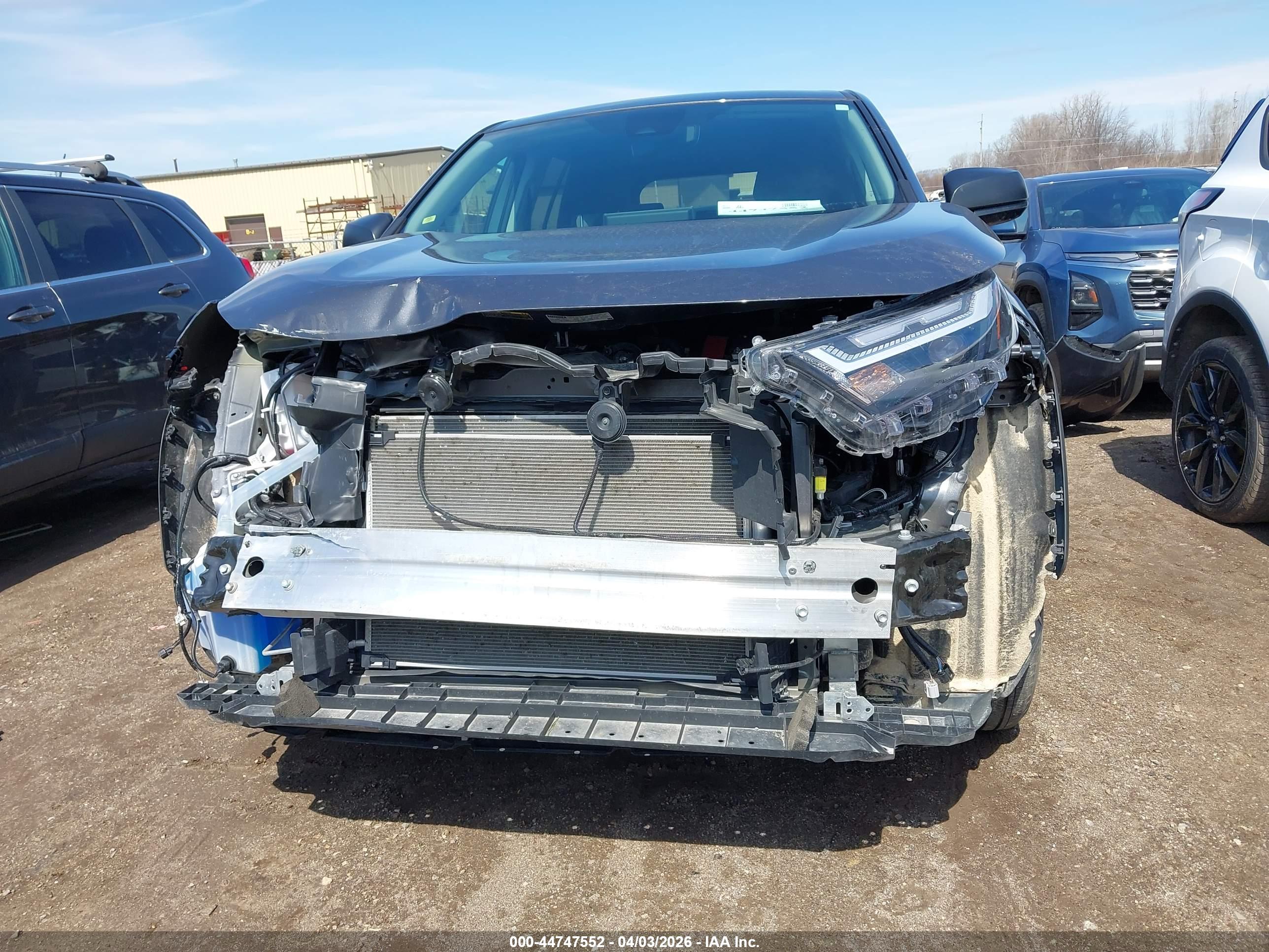 TOYOTA RAV4 image 6
