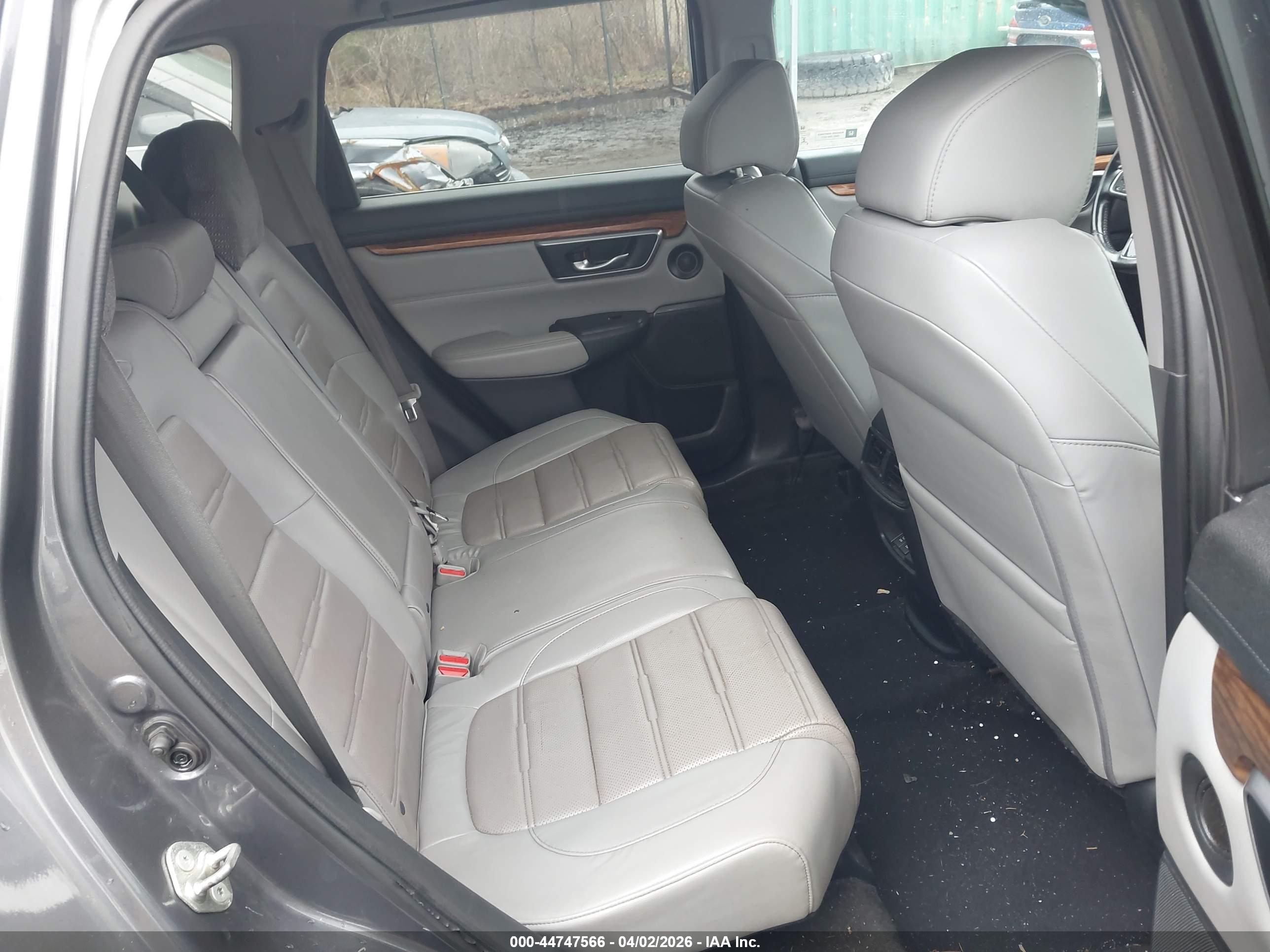 HONDA CR-V image 8