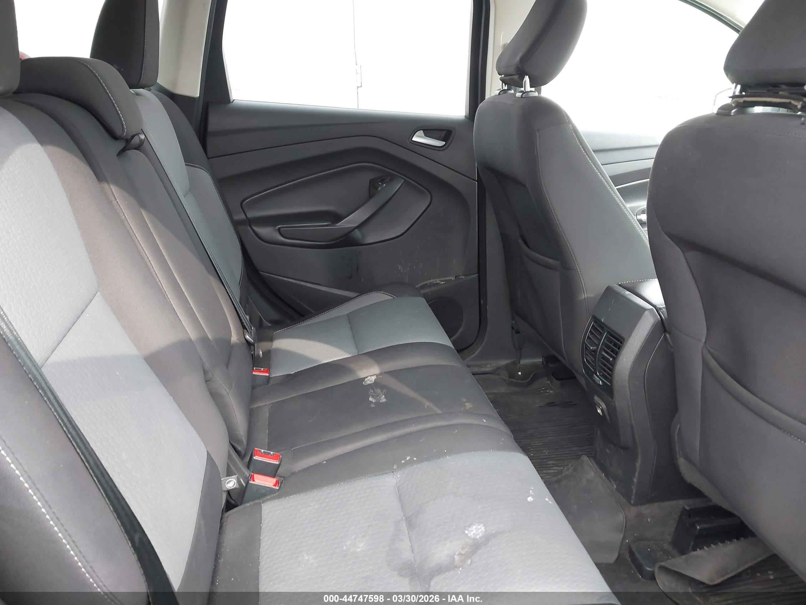 FORD ESCAPE image 8