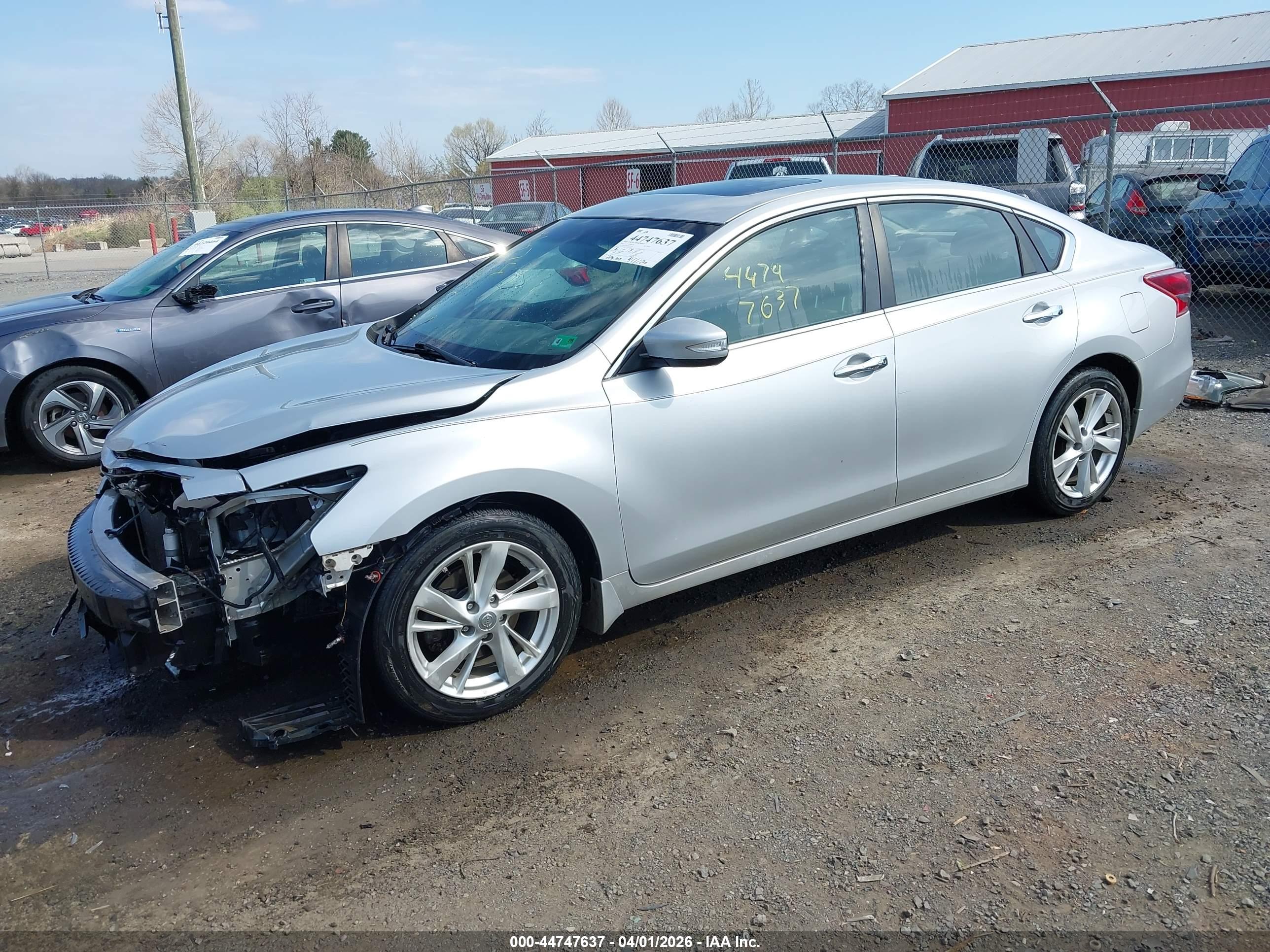 NISSAN ALTIMA image 2