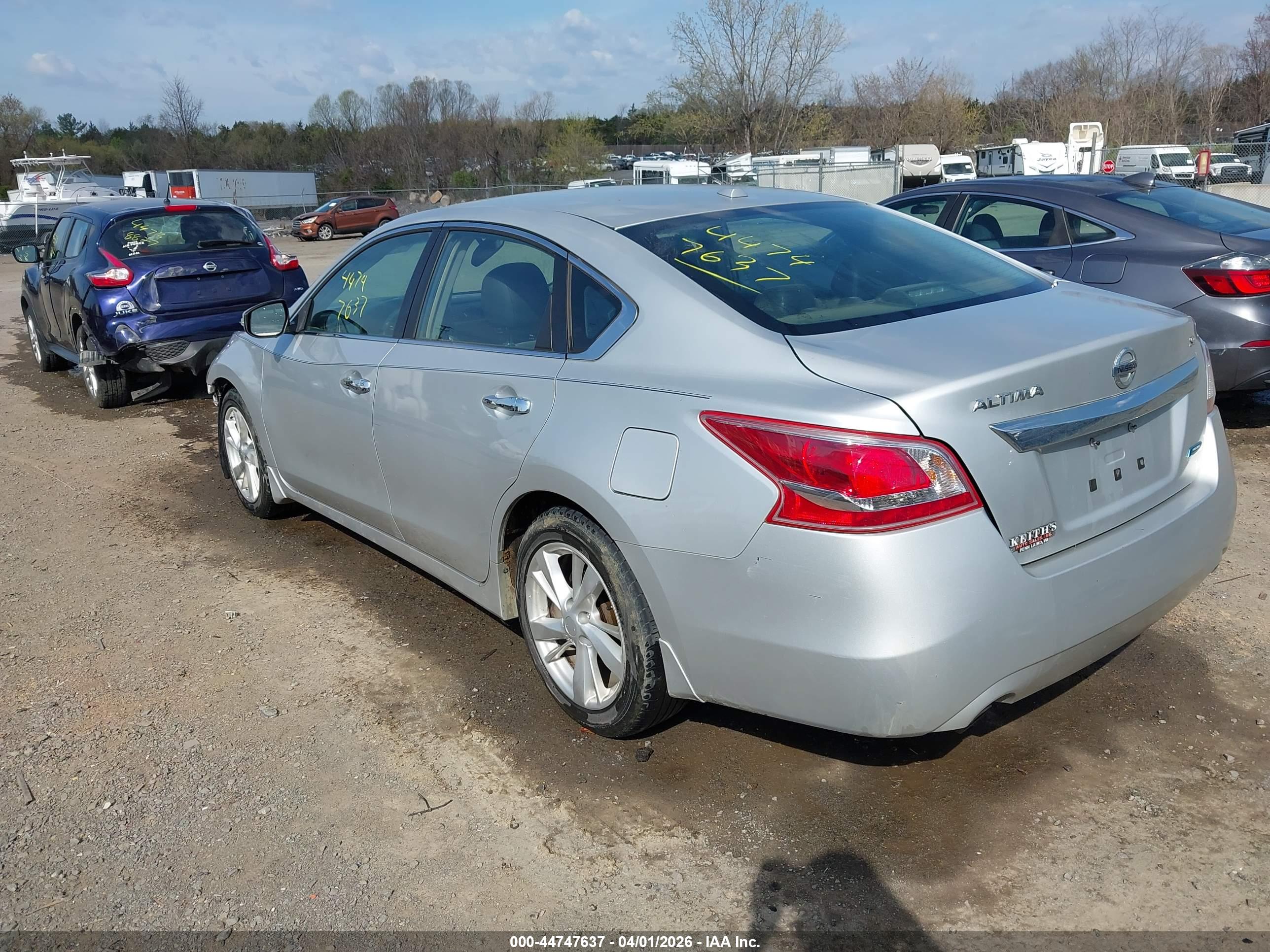 NISSAN ALTIMA image 3