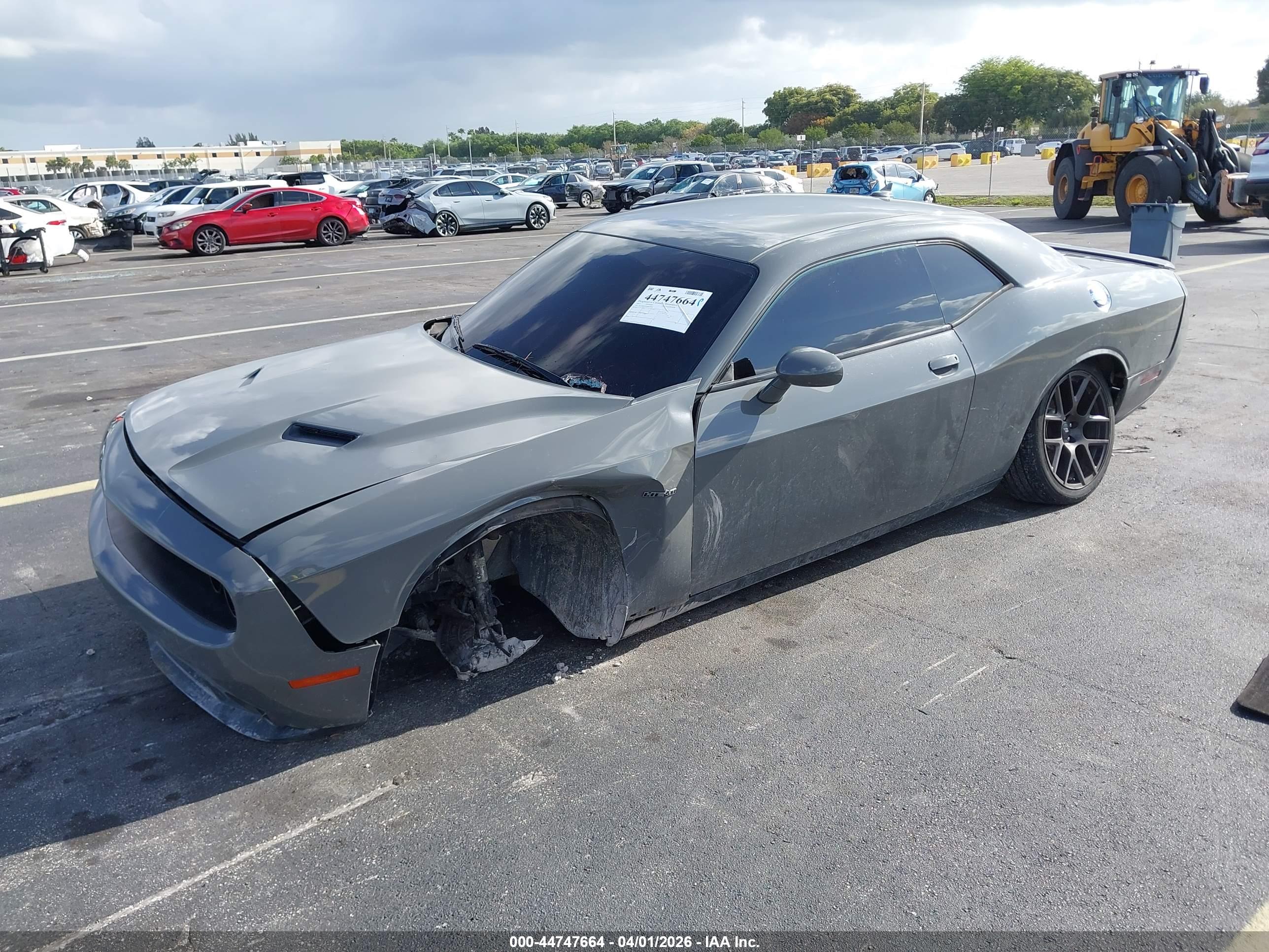DODGE CHALLENGER image 2
