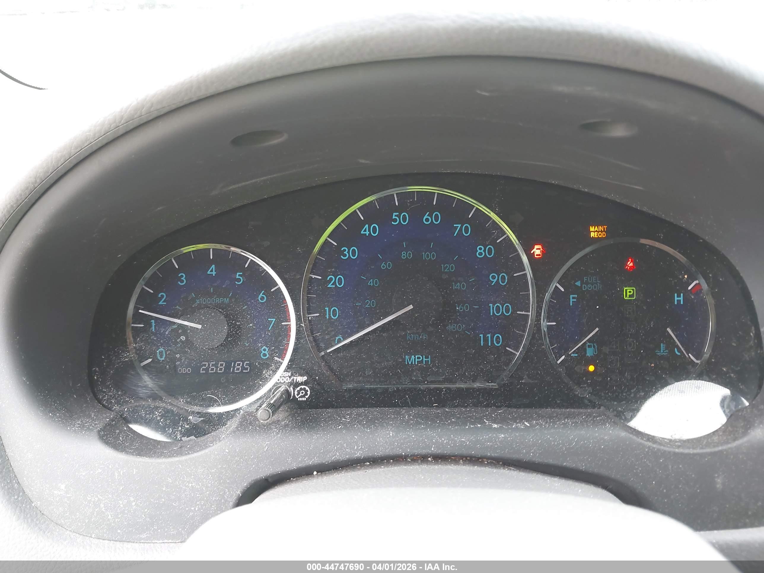 TOYOTA SIENNA image 7