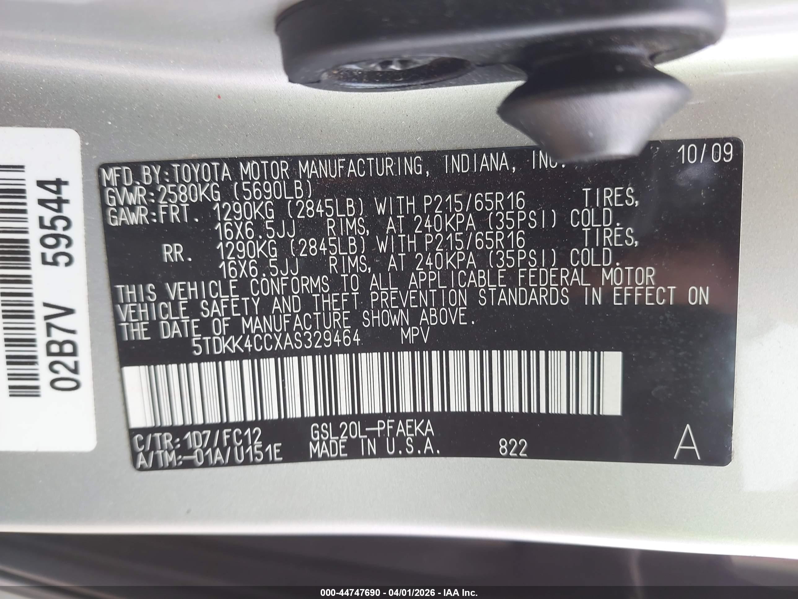 TOYOTA SIENNA image 9