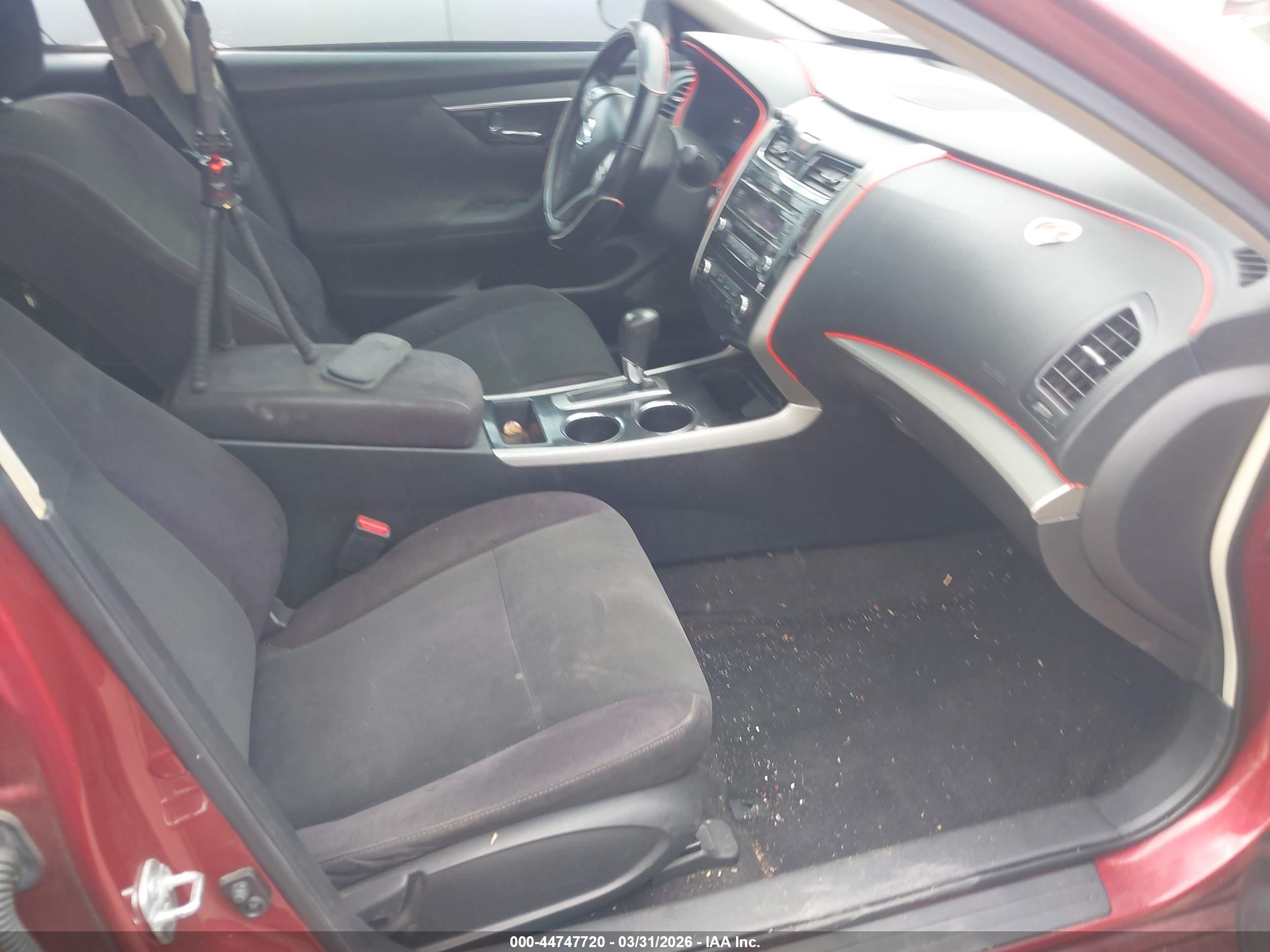 NISSAN ALTIMA image 5