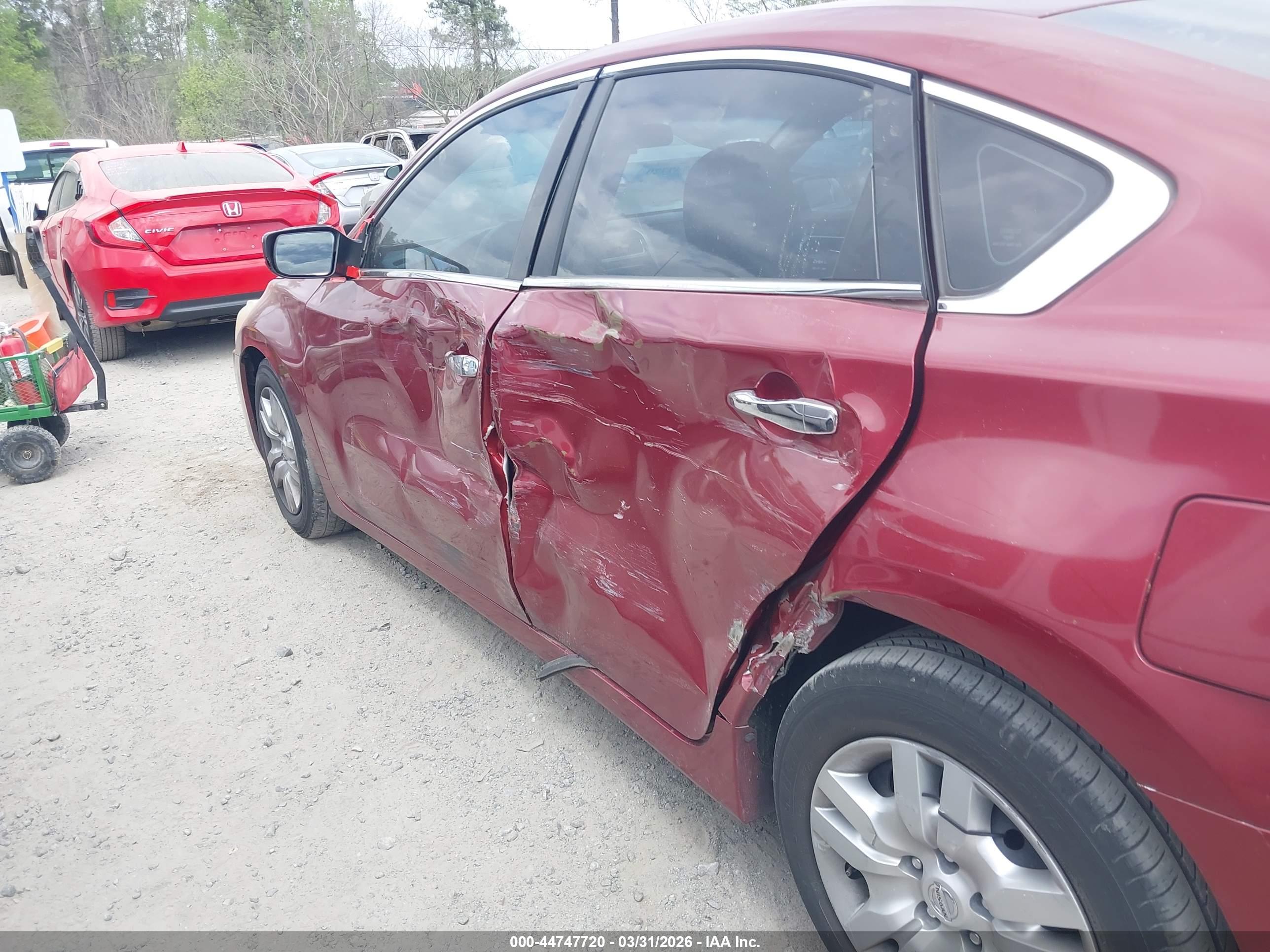 NISSAN ALTIMA image 6
