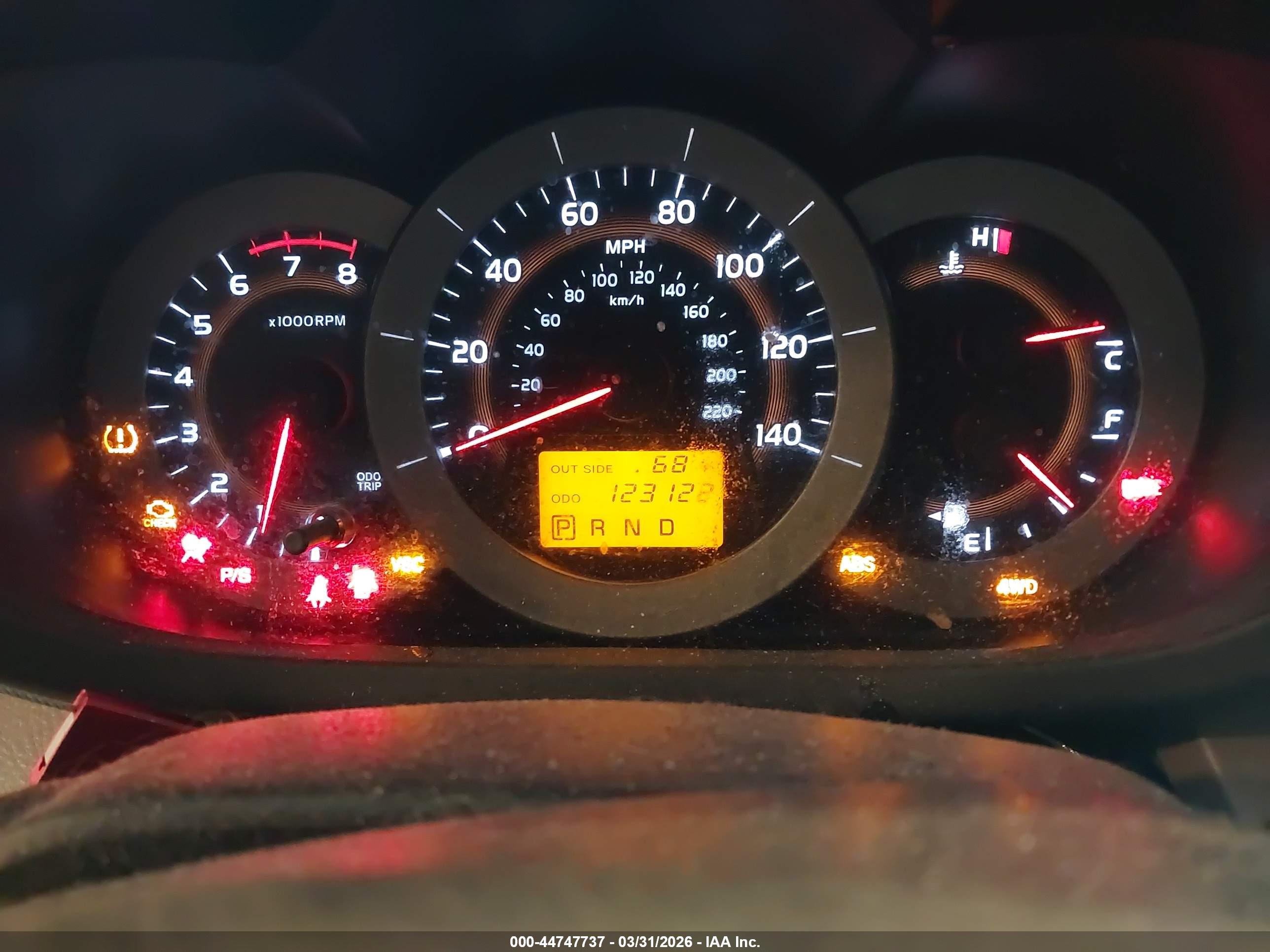 TOYOTA RAV4 image 7