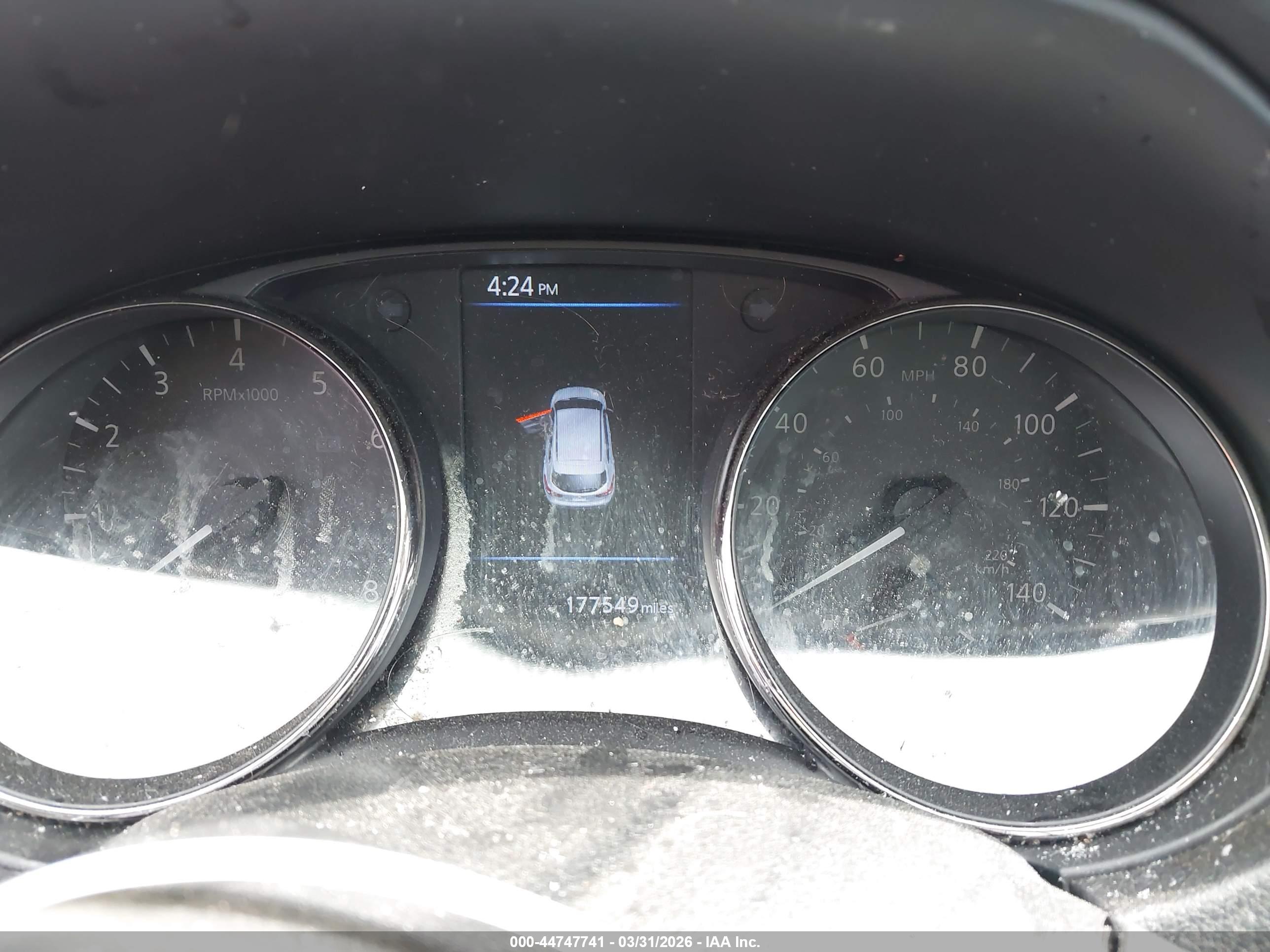 NISSAN ROGUE image 7