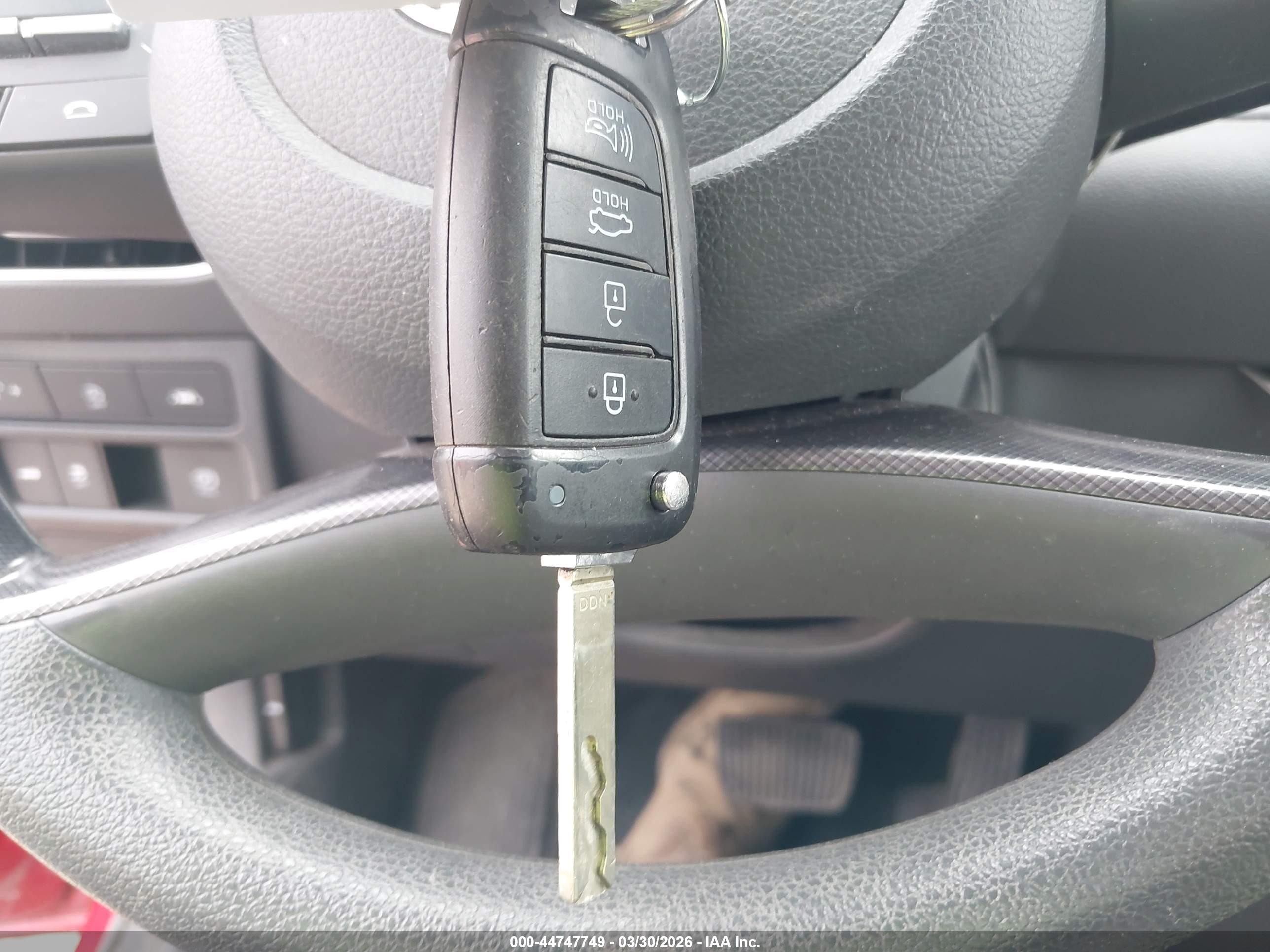 HYUNDAI SONATA image 11