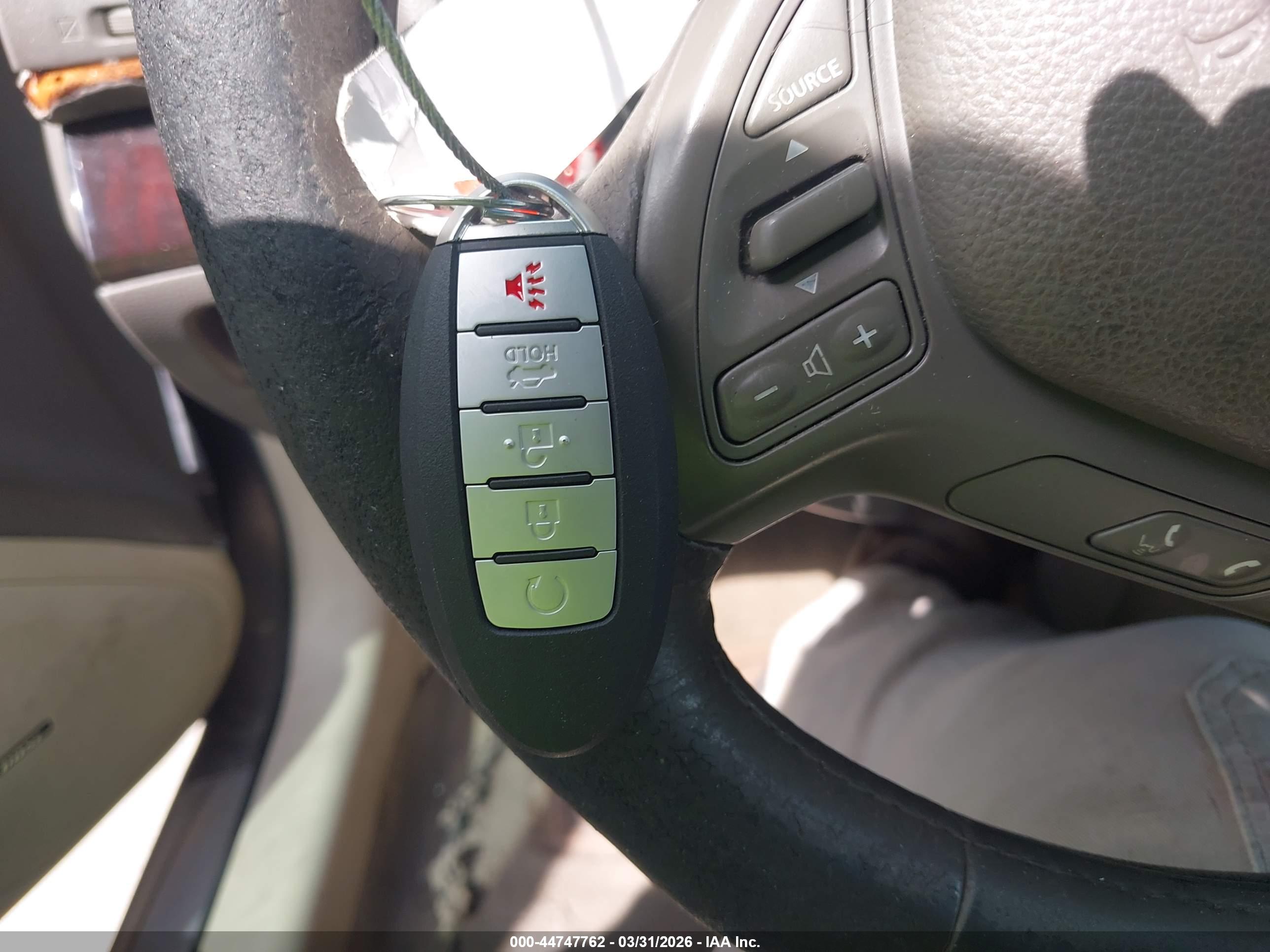 INFINITI G37 image 11