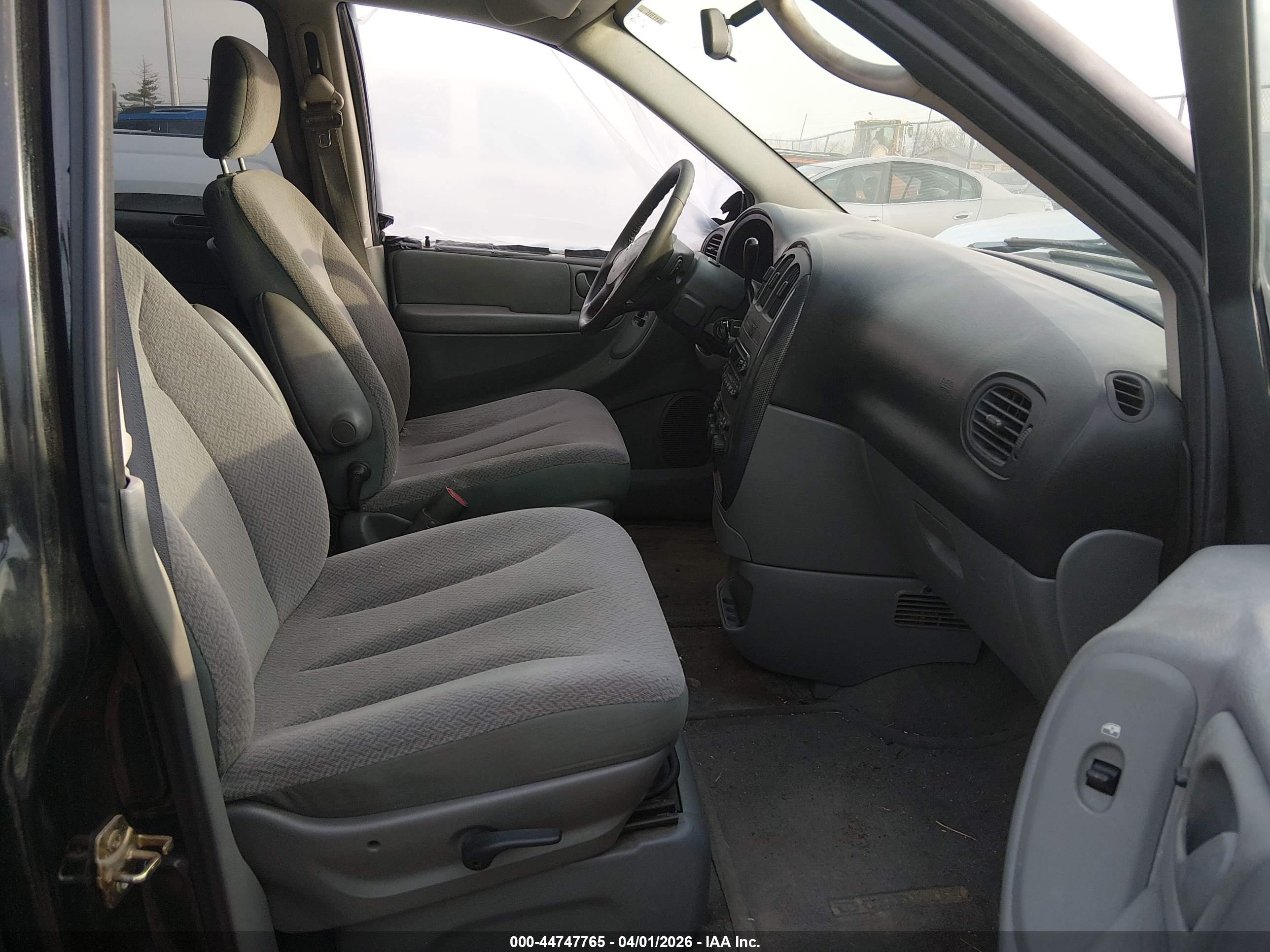 DODGE GRAND image 5