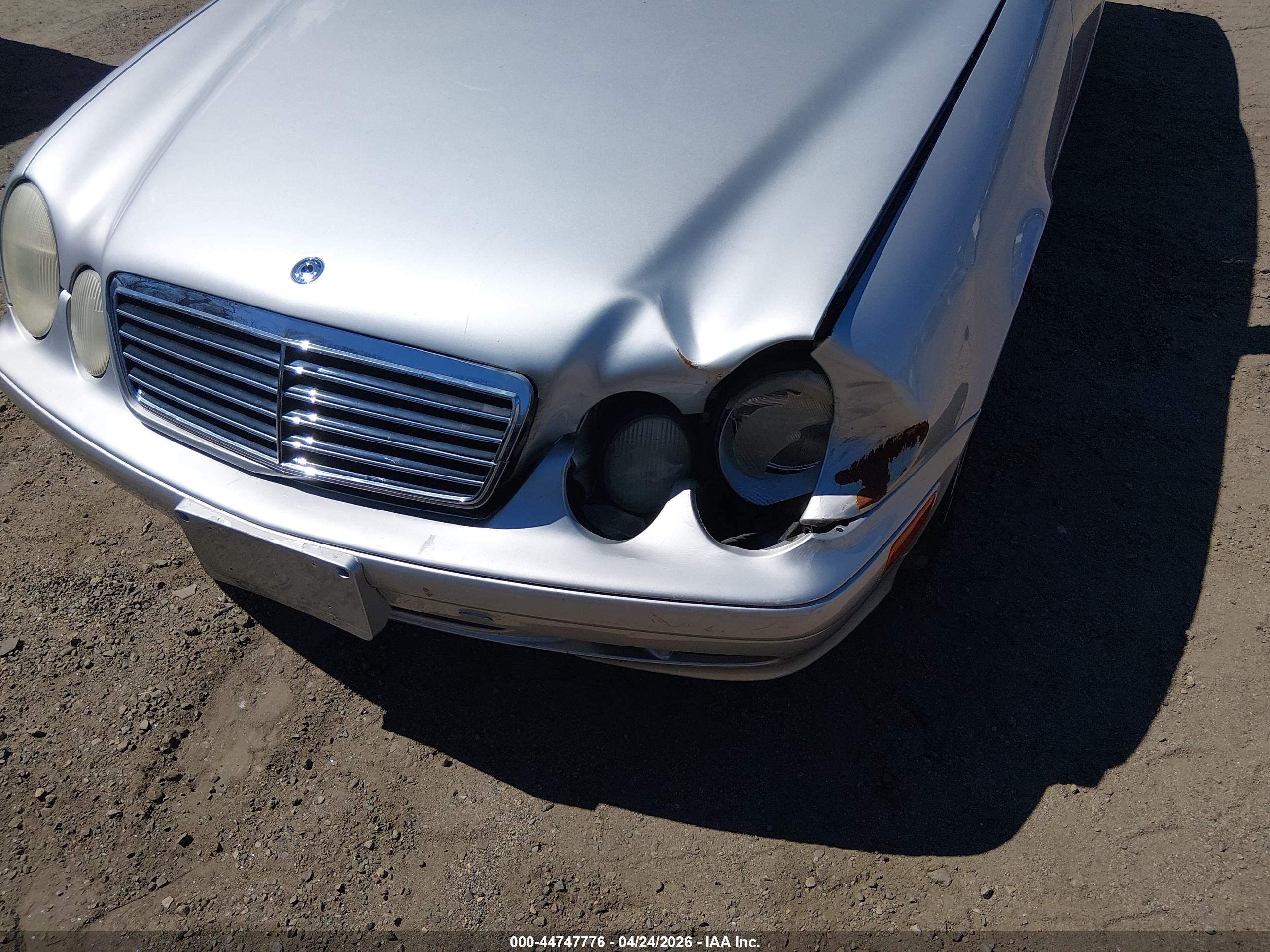 MERCEDES-BENZ CLK image 6