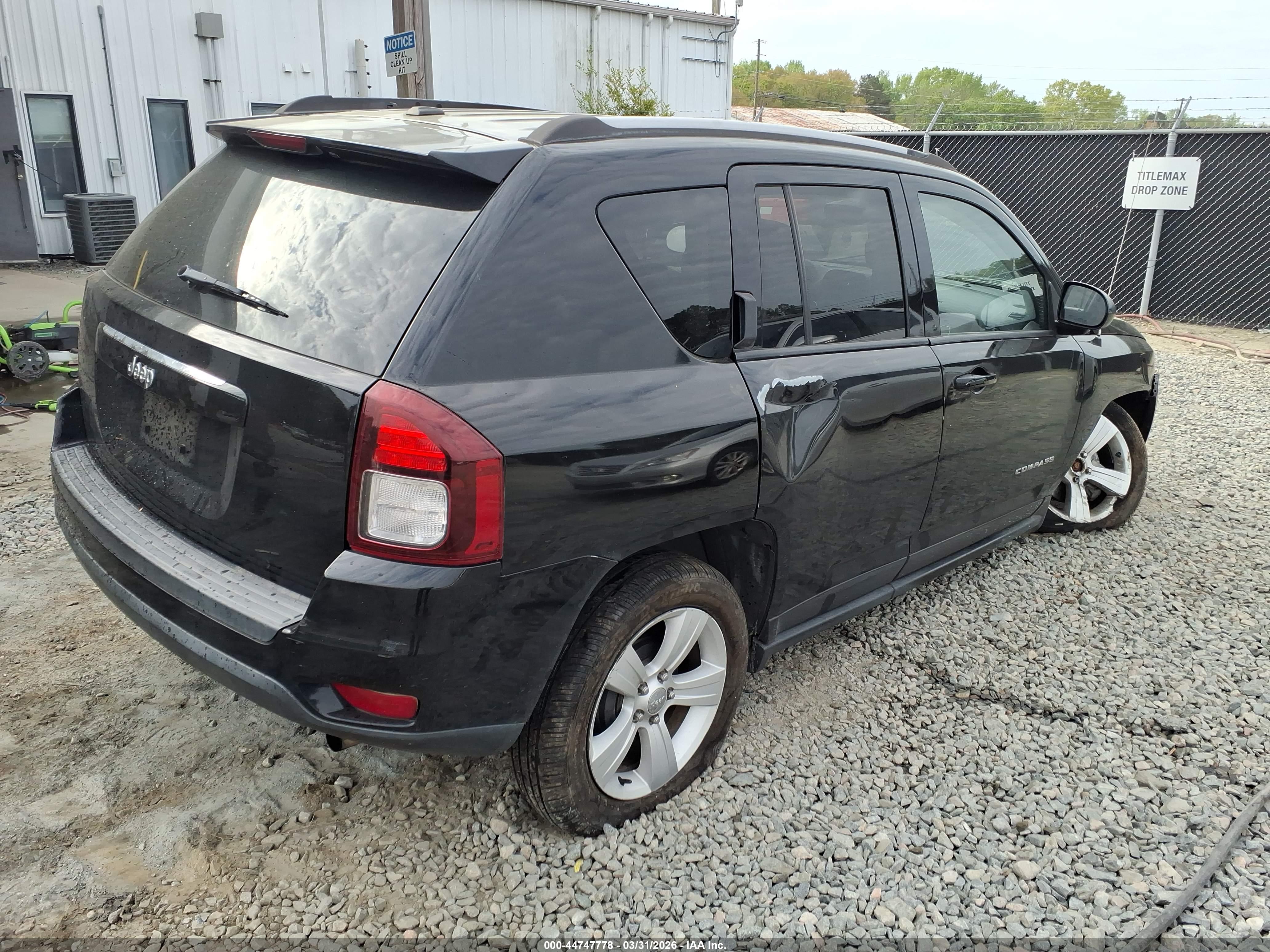 JEEP COMPASS image 4